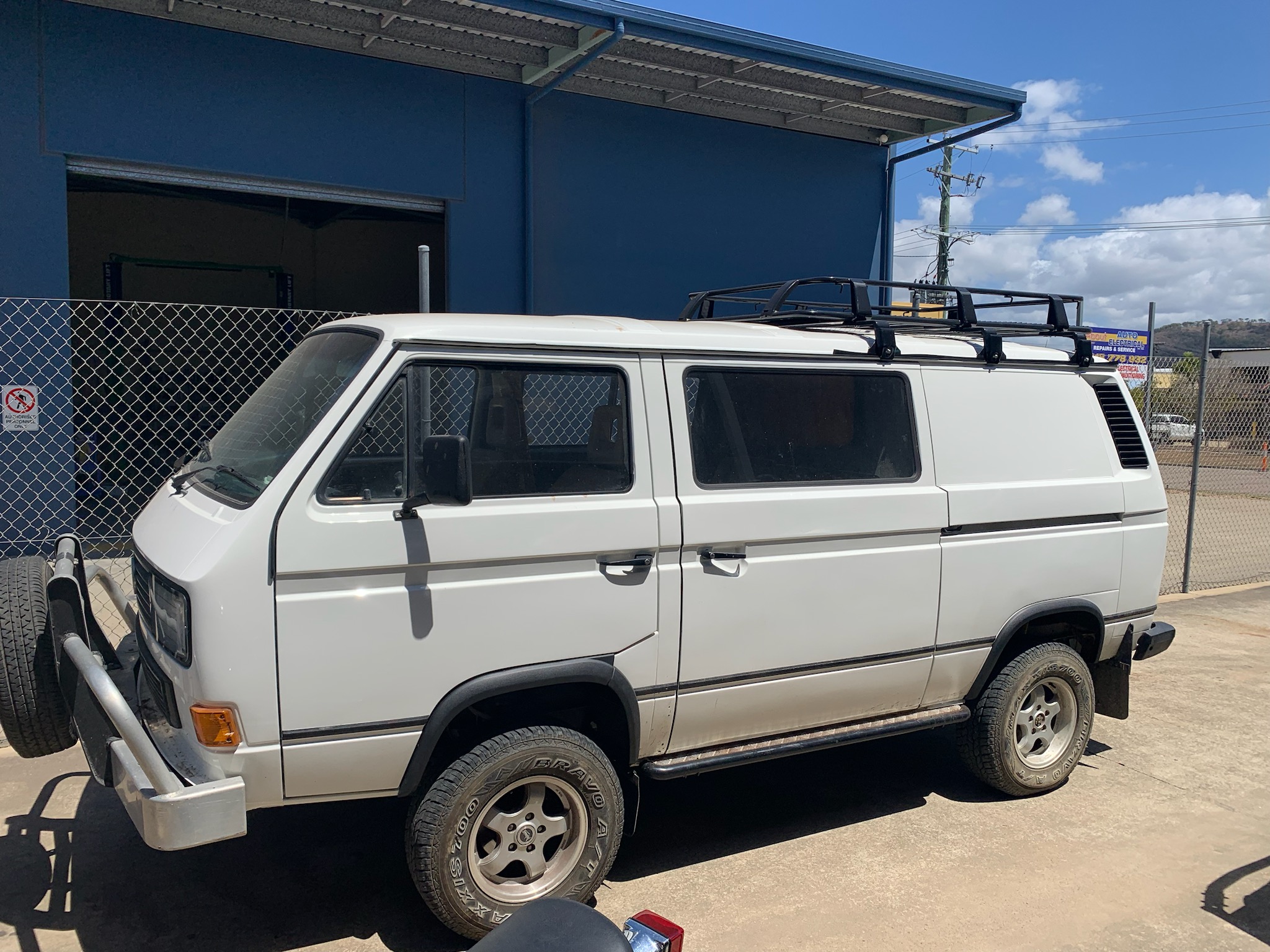 1990 VOLKSWAGEN TRANSPORTER SYNCRO VAN