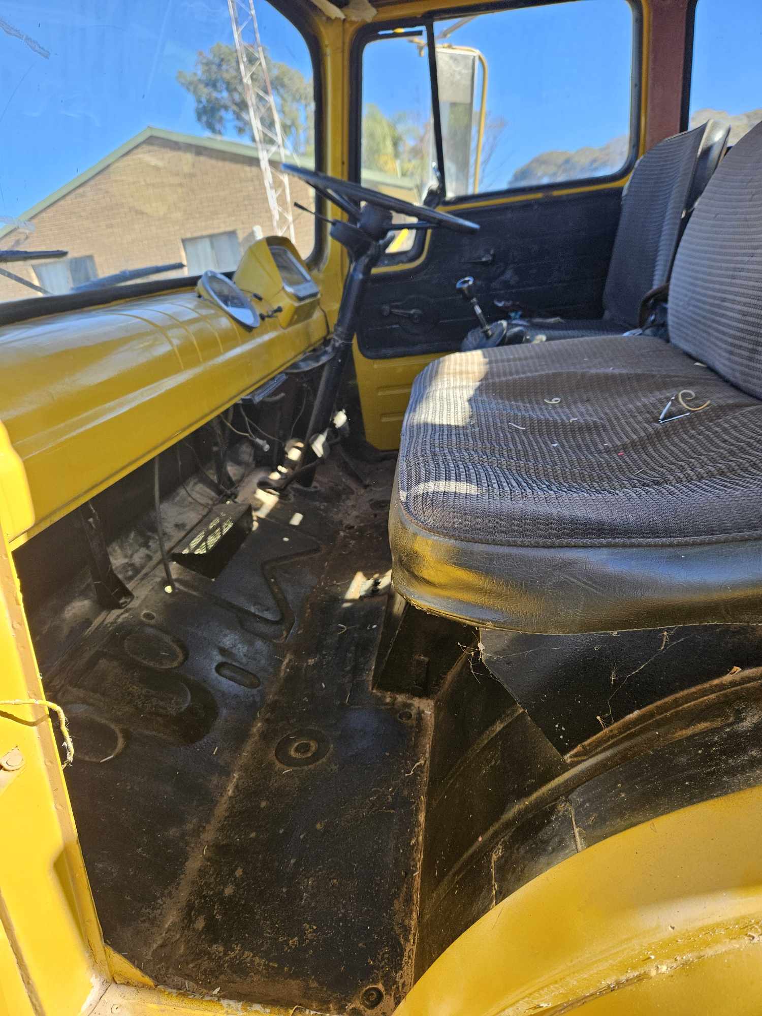 1967 BEDFORD TK TOW TRUCK 