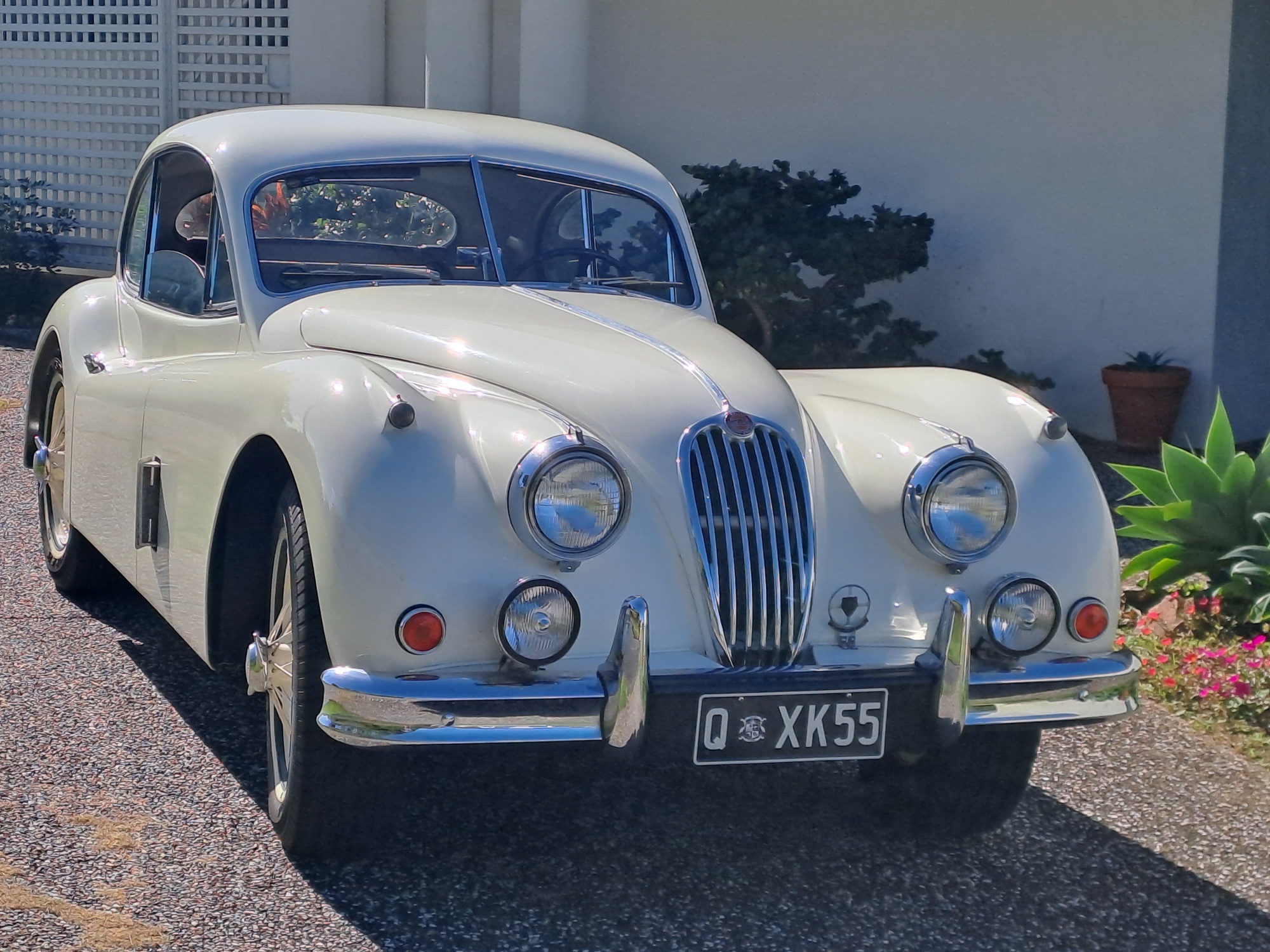 1955 JAGUAR XK140 SE COUPE