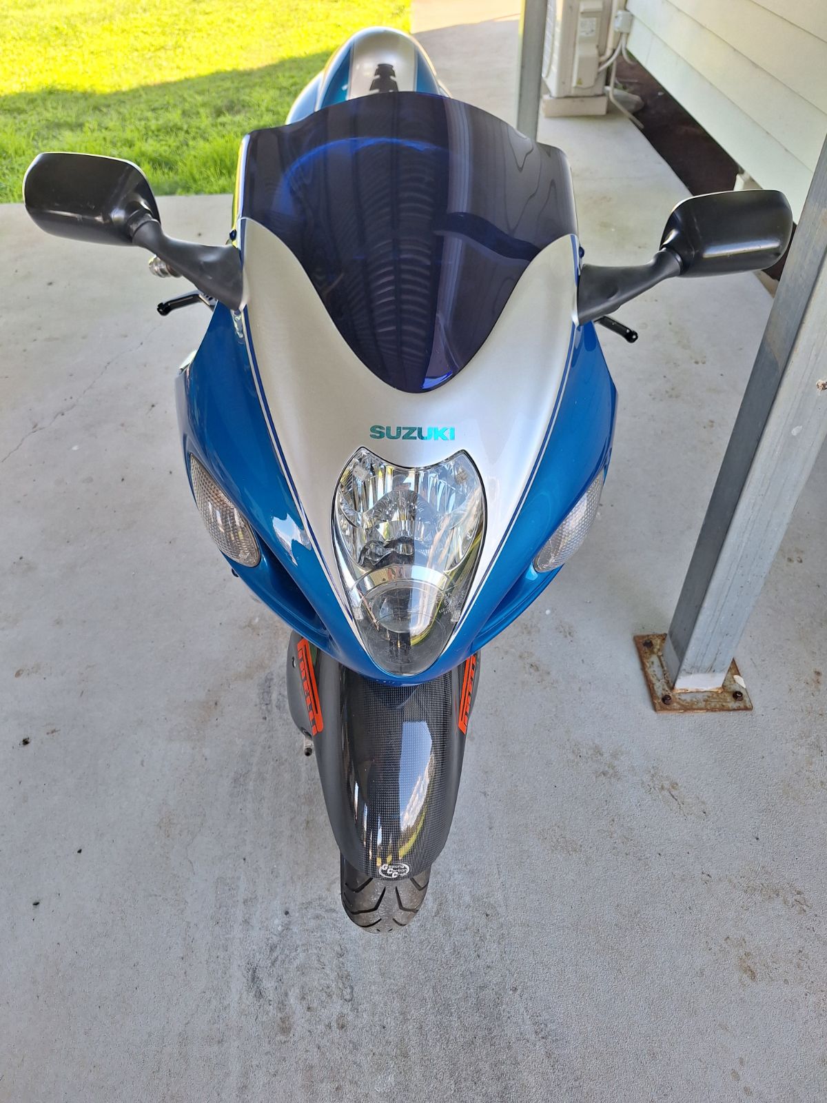 2001 SUZUKI GSX1300R HAYABUSA ROAD