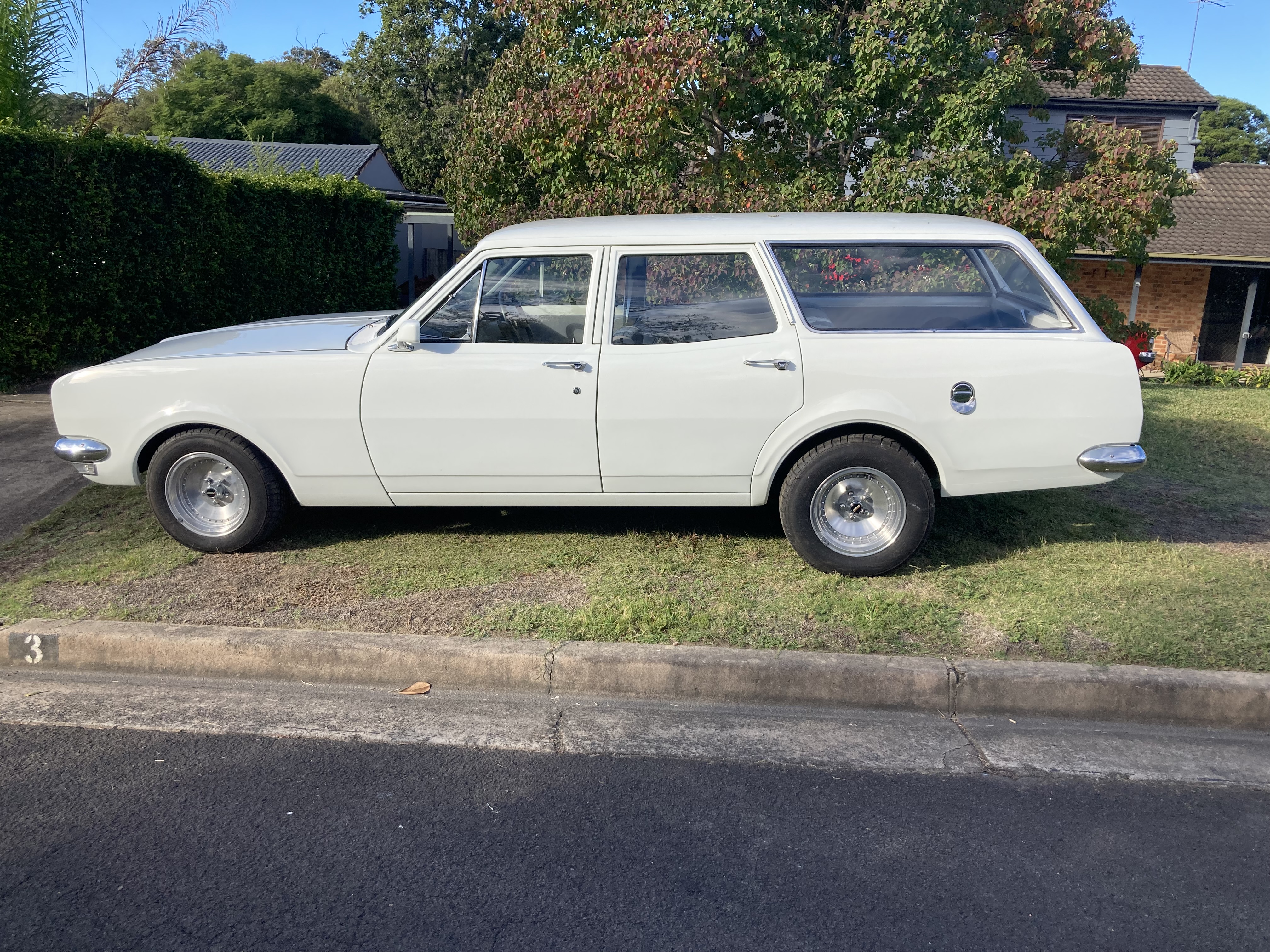 1969 HOLDEN KINGSWOOD 307 wagon