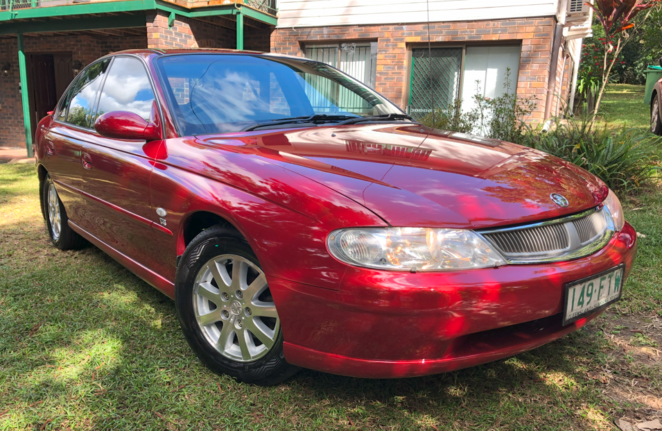 2000 HOLDEN VX BERLINA SEDAN
