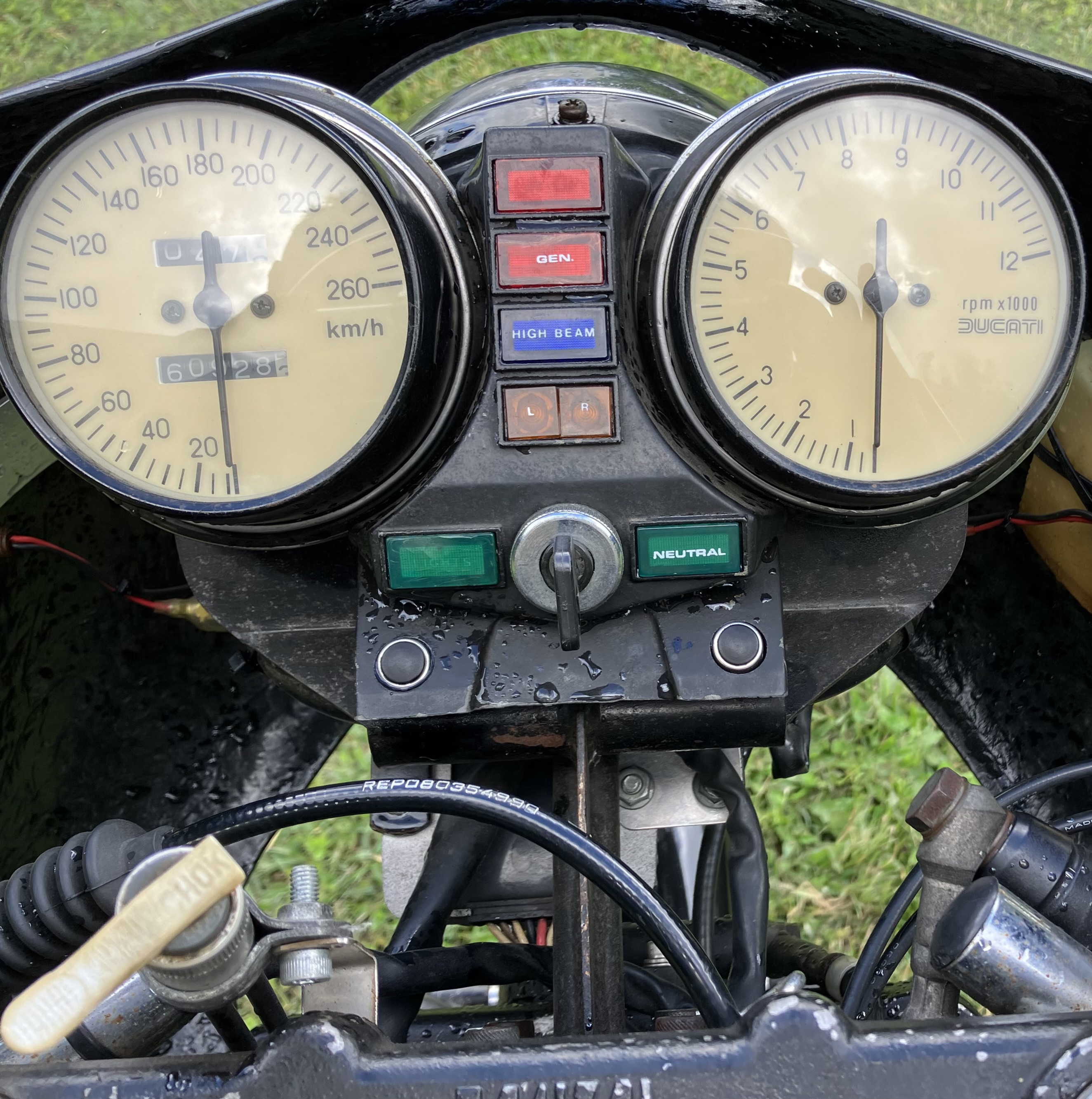 1983 DUCATI 900S2 ROAD