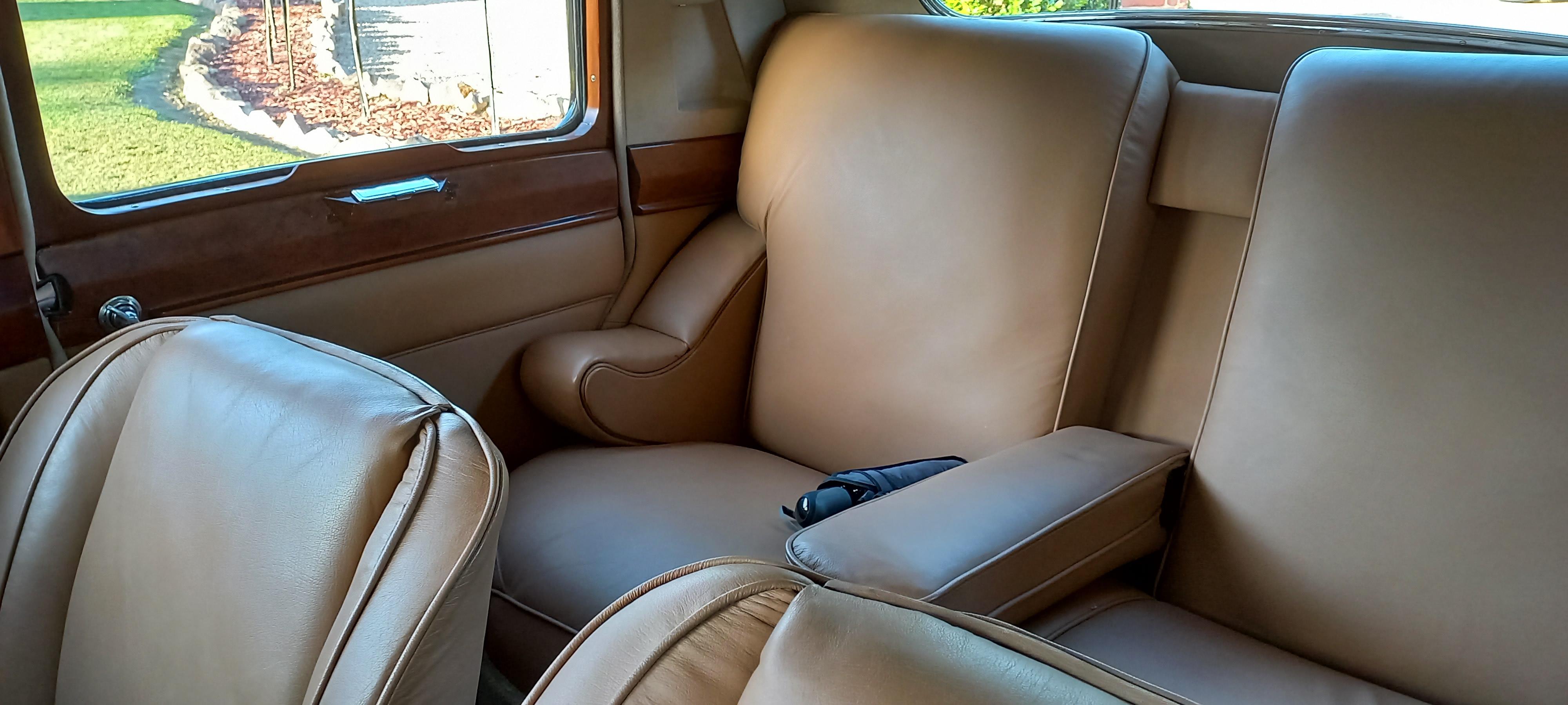 1948 JAGUAR MARK IV 3.5 Litre SALOON 