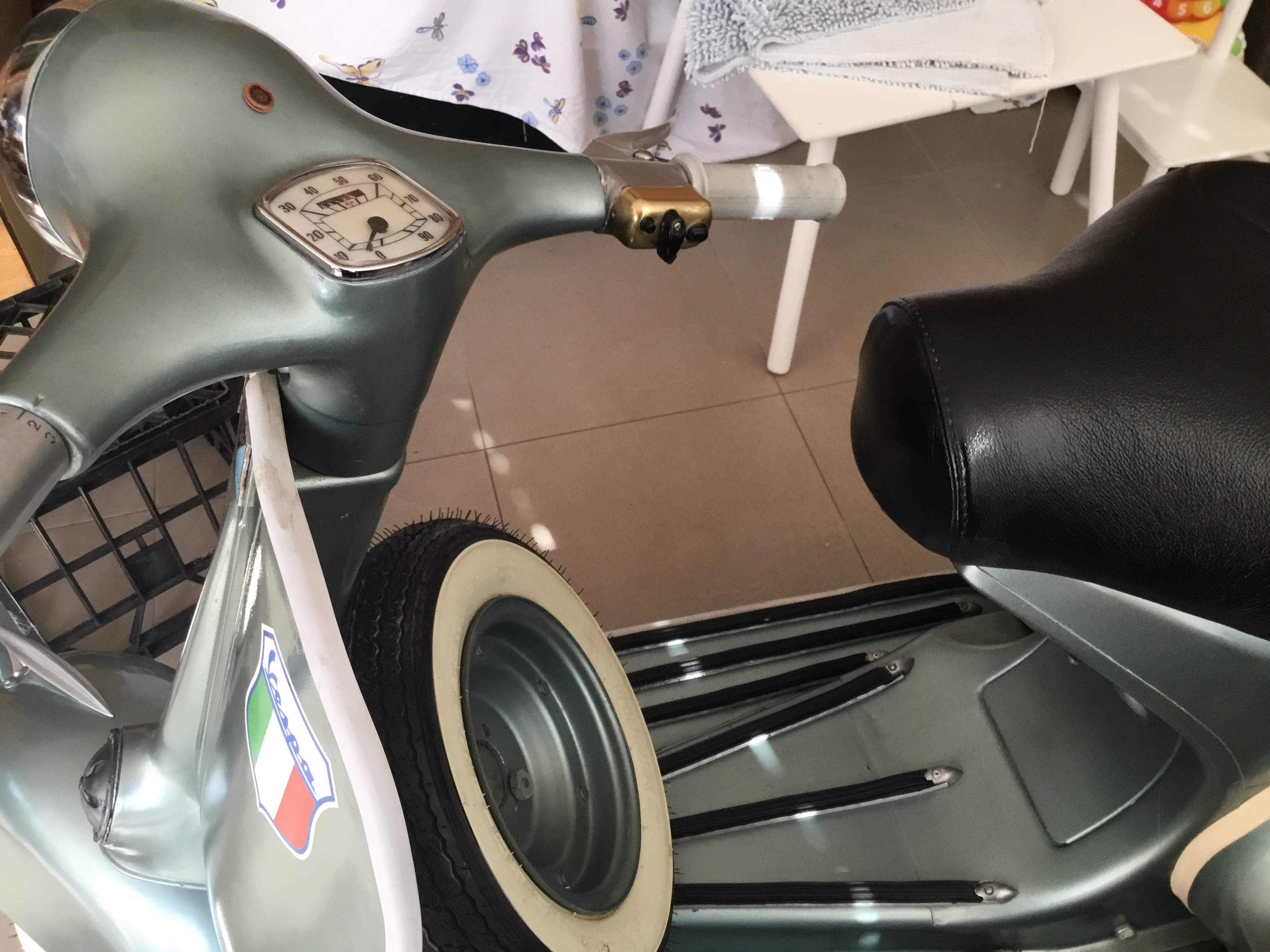 1957 VESPA SCOOTER