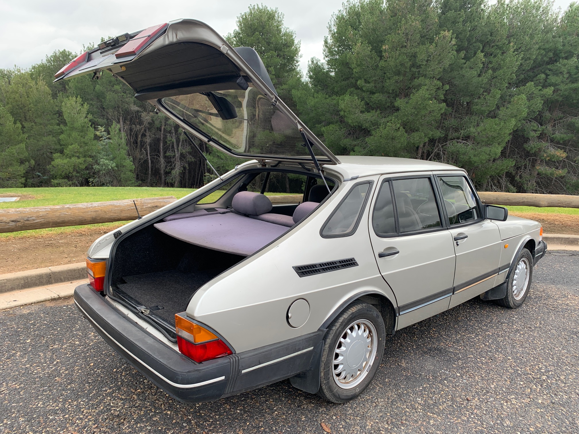 1992 SAAB 900 i 2.1 16 5 SP MANUAL COUPE
