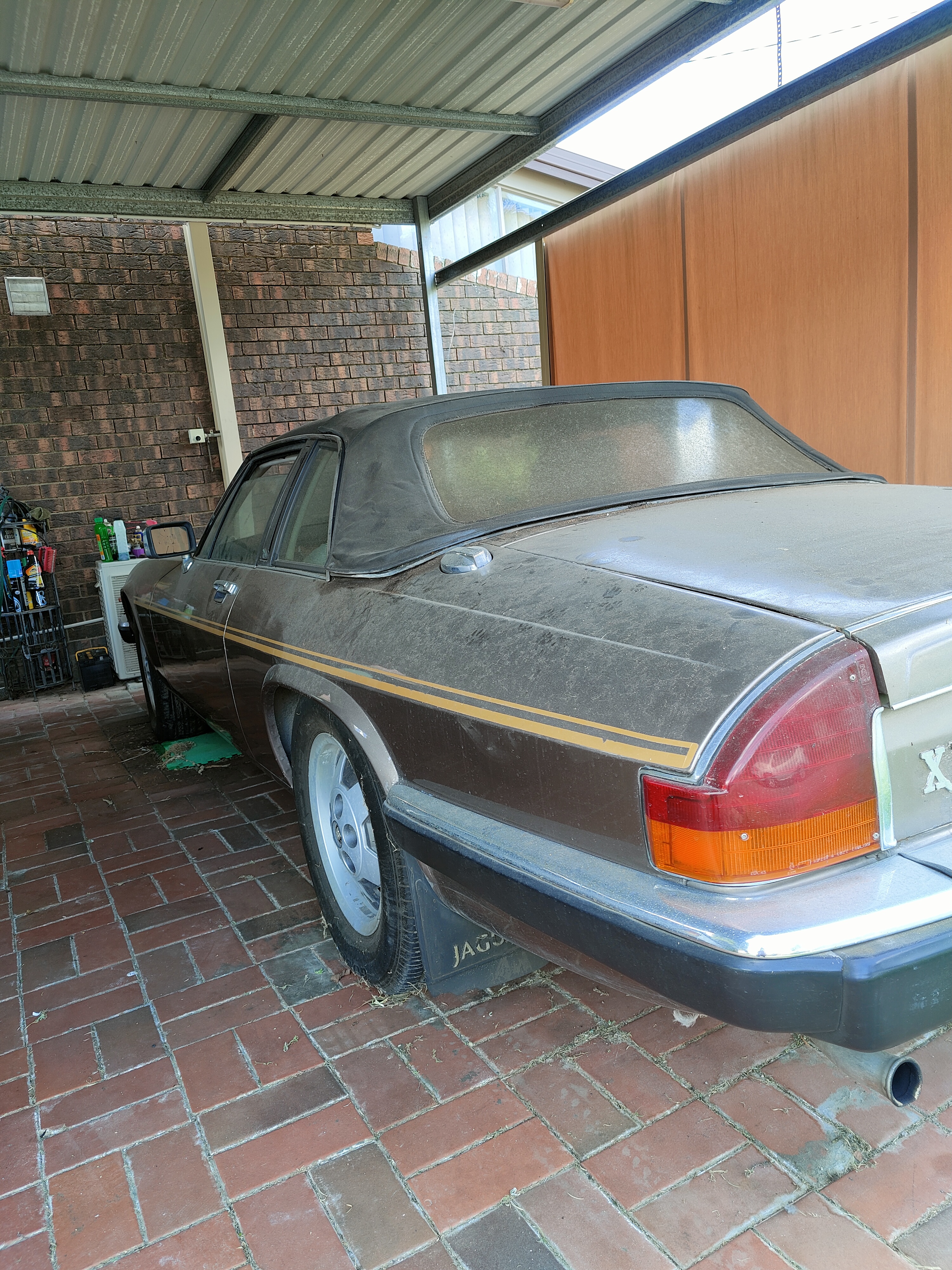 1986 JAGUAR XJSC V12 3 SP AUTOMATIC CABRIOLET