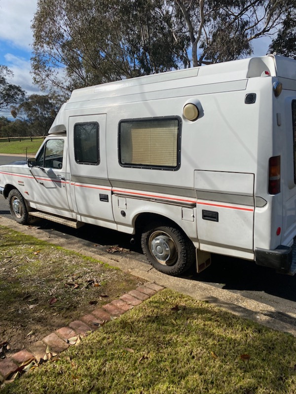 1992 FORD F250 NICA AMBULANCE VAN