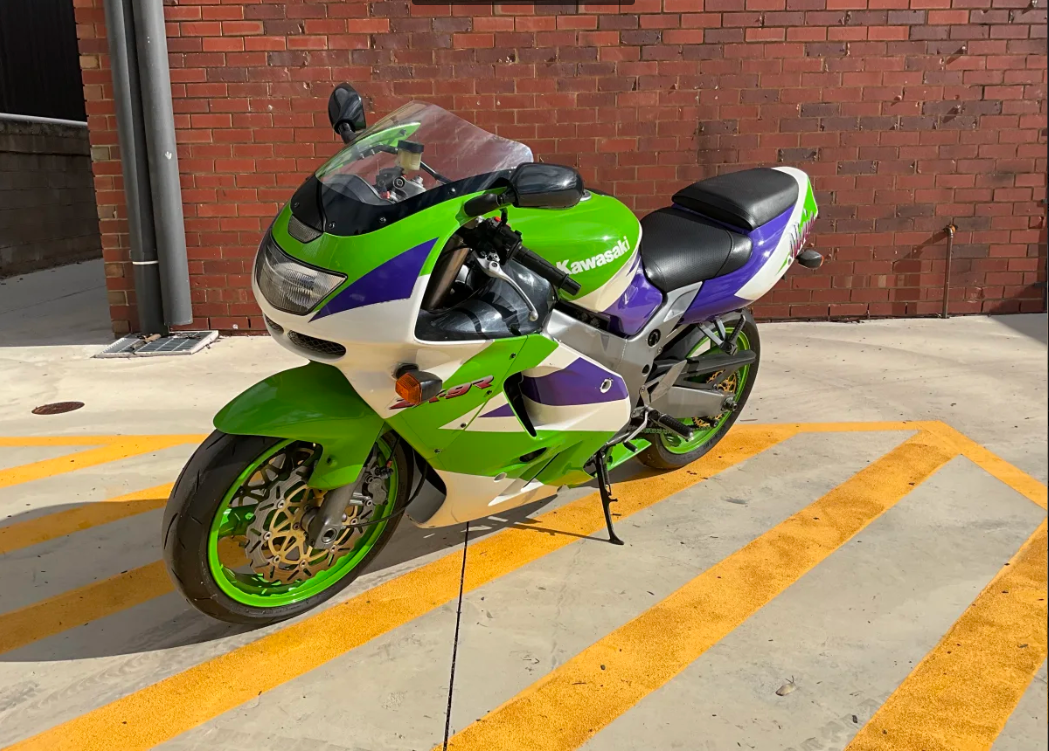 1995 KAWASAKI ZX-9R SPORTS