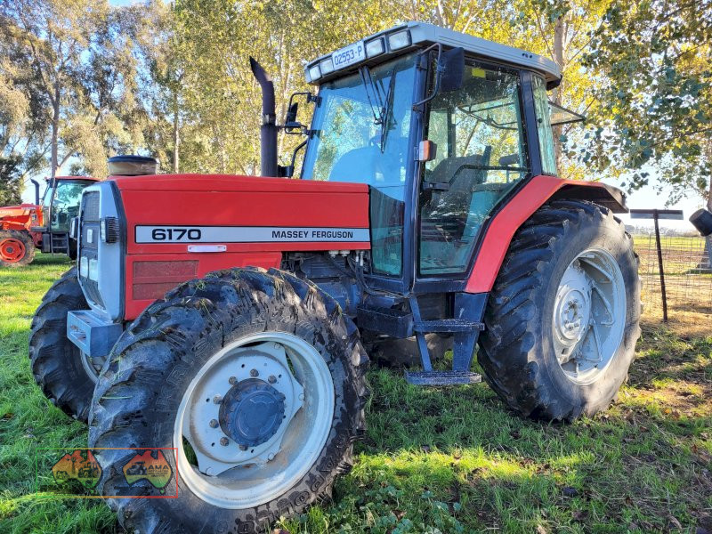 1995 Massey Ferguson MF-6170 MFWD Tractor