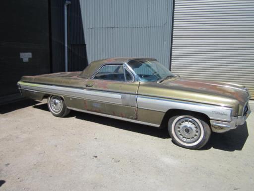 1962 OLDSMOBILE STARFIRE COUPE UTE