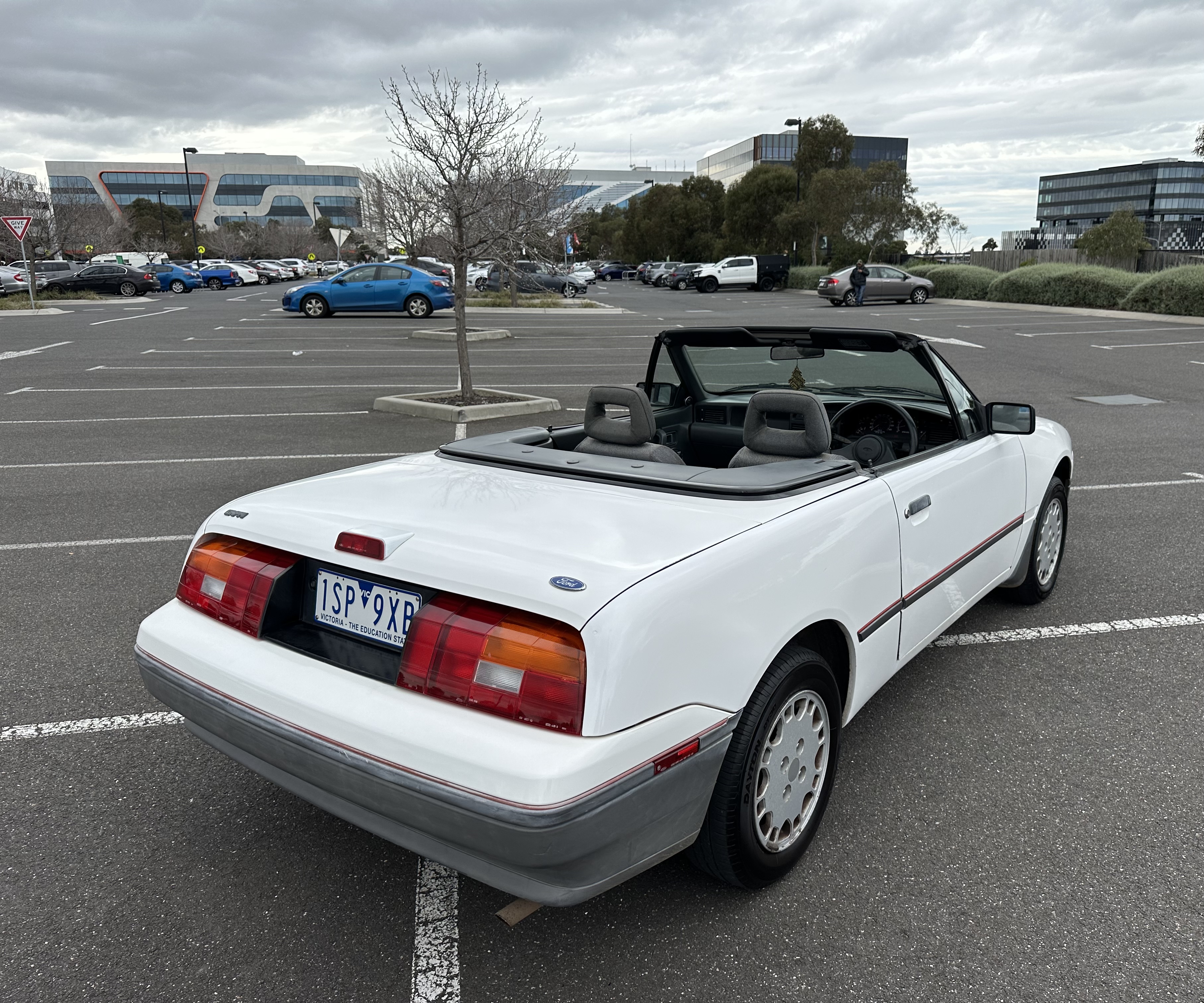 1990 FORD CAPRI SAII 5 SP MANUAL 2D CONVERTIBLE 