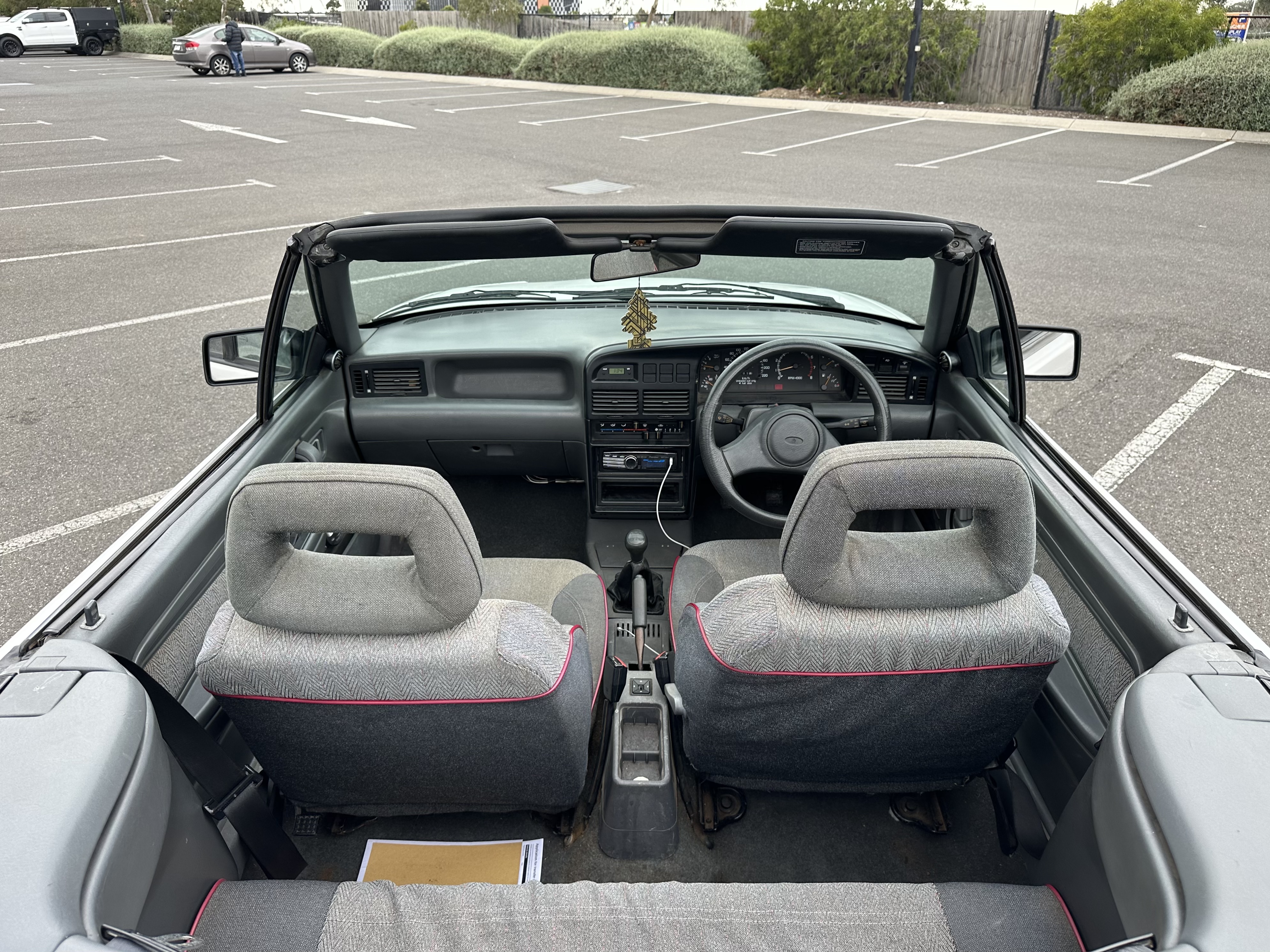 1990 FORD CAPRI SAII 5 SP MANUAL 2D CONVERTIBLE 