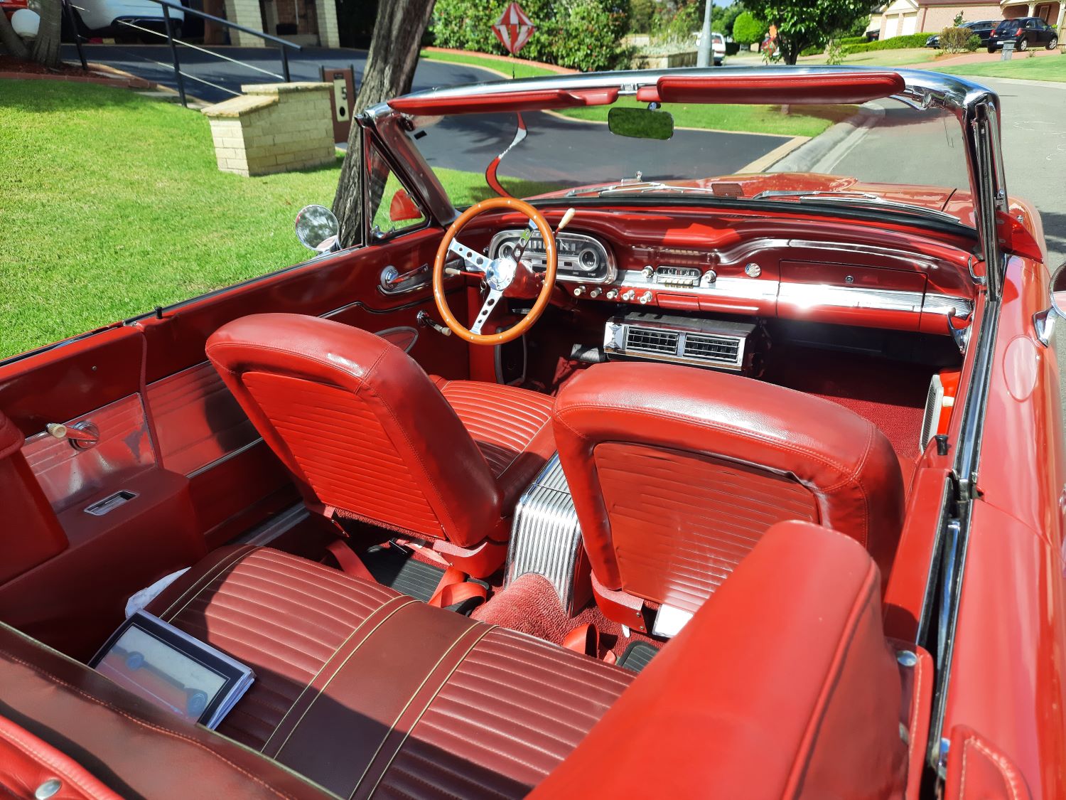 1963 FORD FUTURA XL CONVERTIBLE