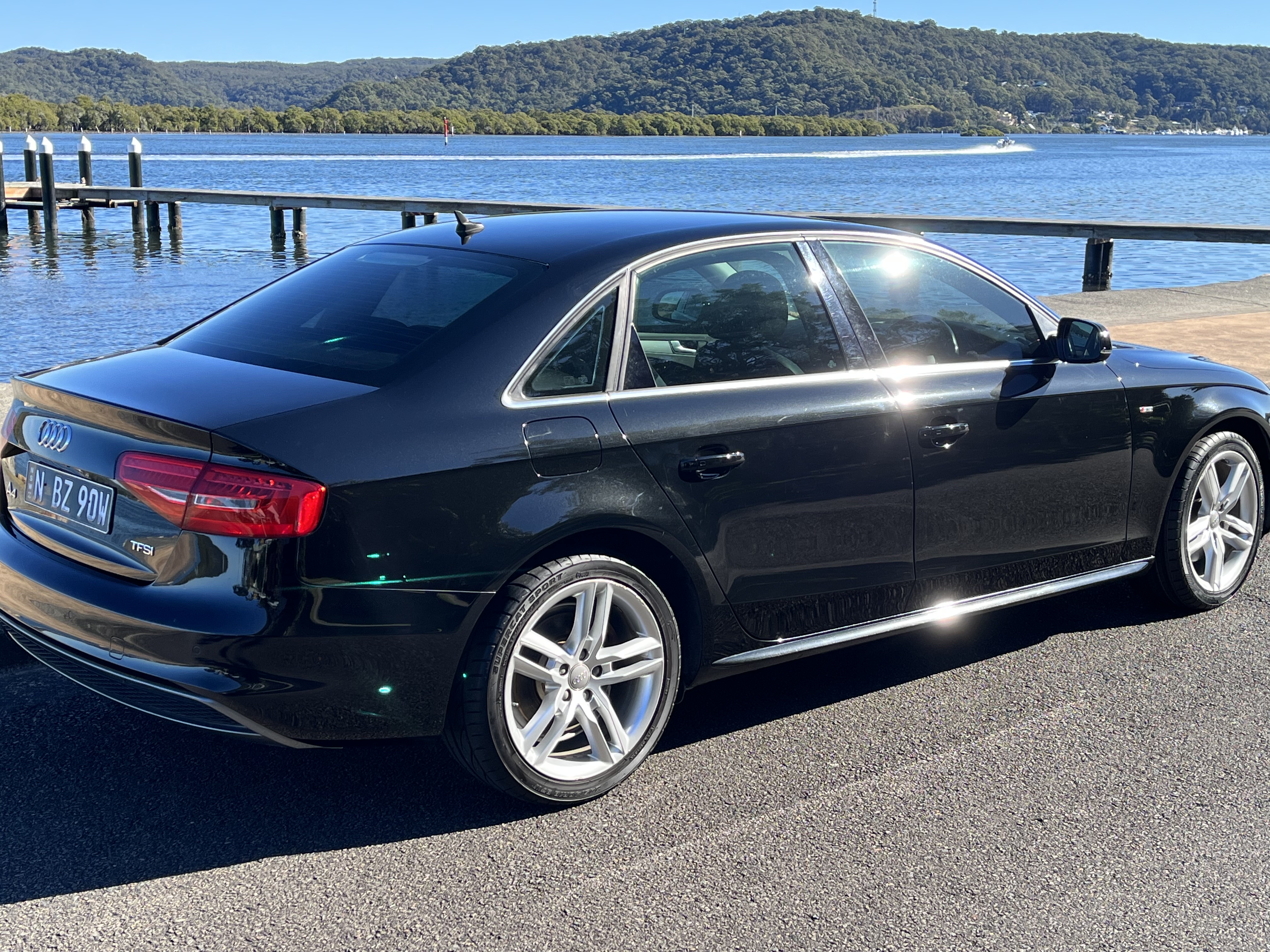 2015 AUDI A4 B8 (8K) MY15 1.8 TFSI S-LINE LE CVT MULTITRONIC 4D SEDAN