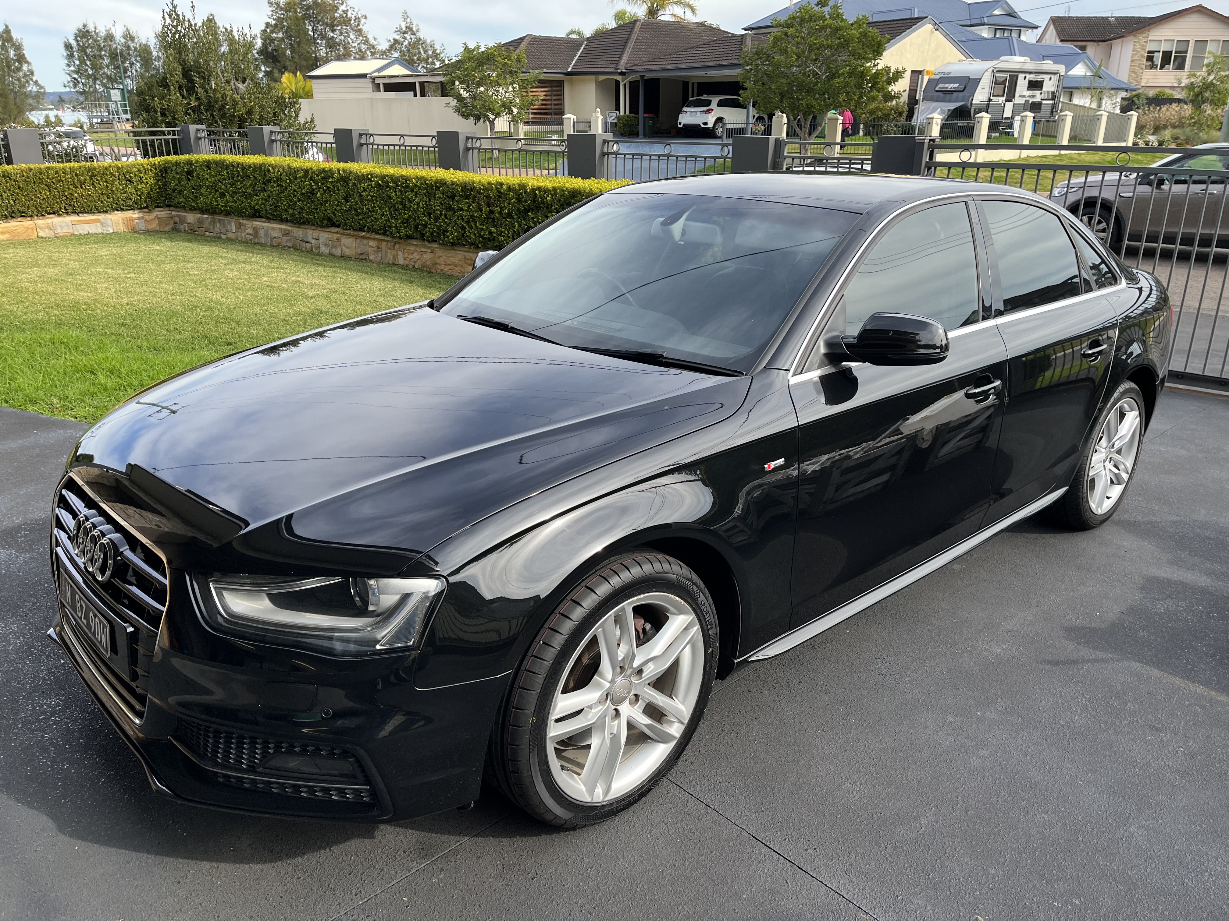 2015 AUDI A4 B8 (8K) MY15 1.8 TFSI S-LINE LE CVT MULTITRONIC 4D SEDAN