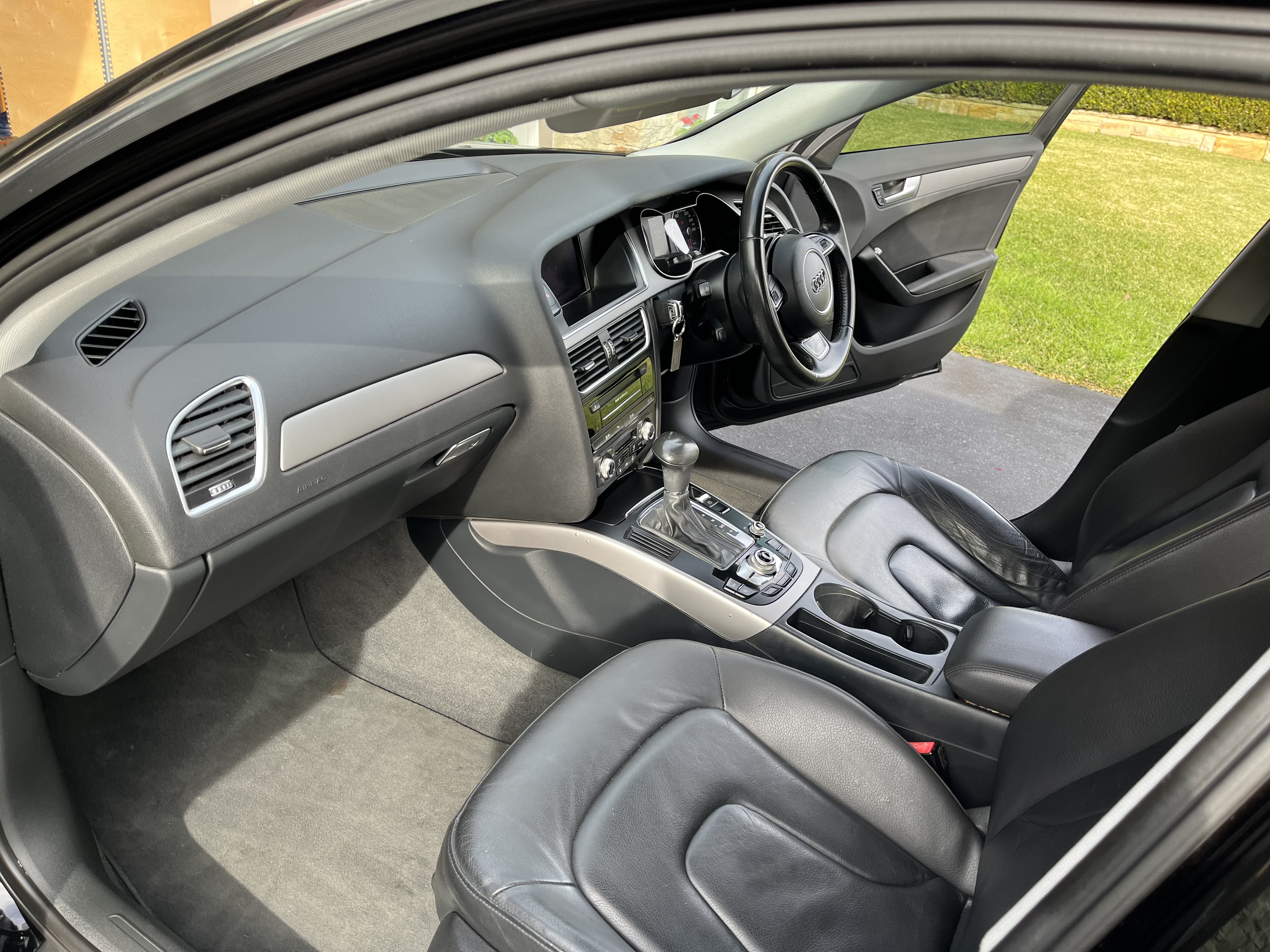 2015 AUDI A4 B8 (8K) MY15 1.8 TFSI S-LINE LE CVT MULTITRONIC 4D SEDAN