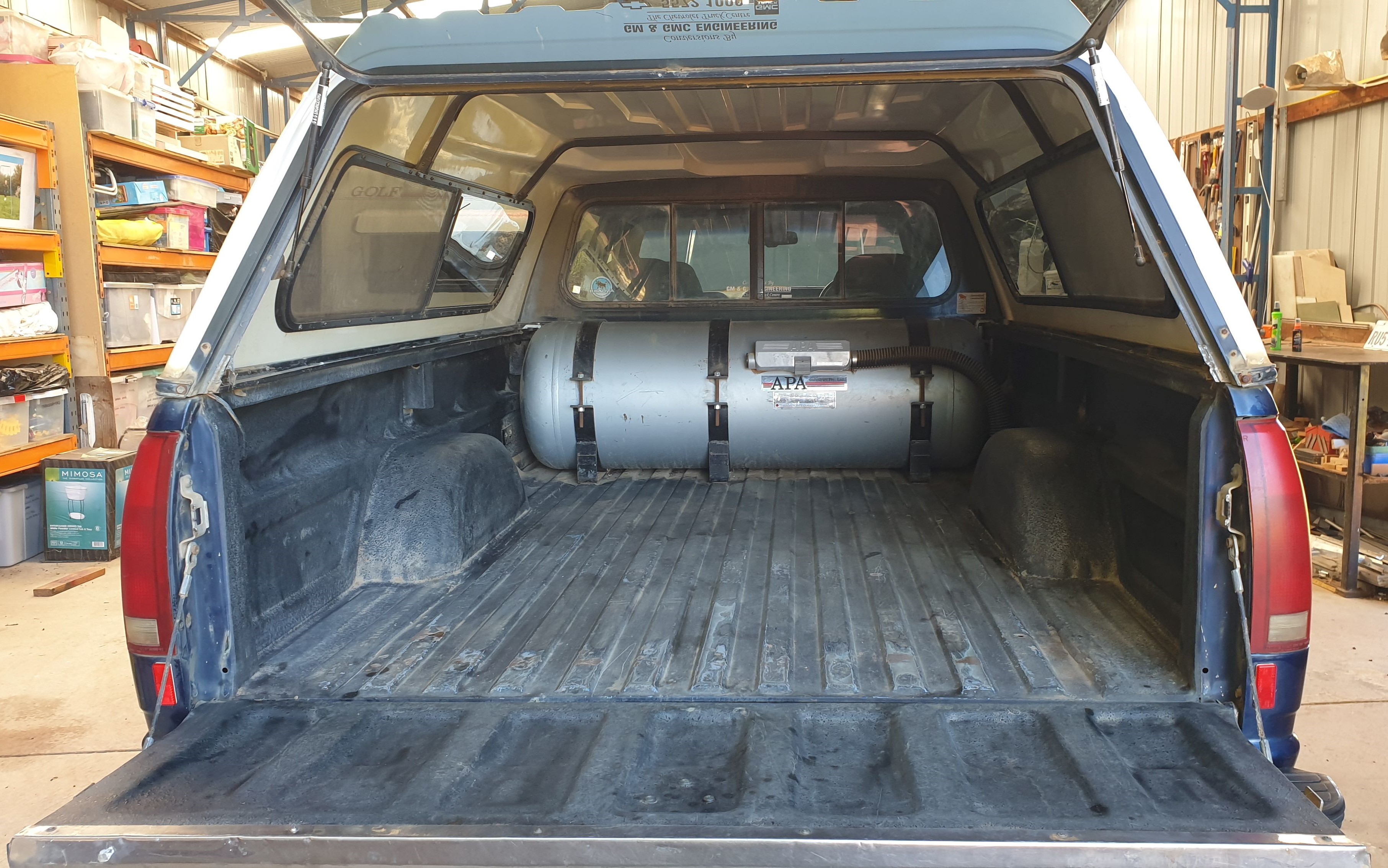 1996 CHEVROLET SILVERADO C3500 CREWCAB PICK UP