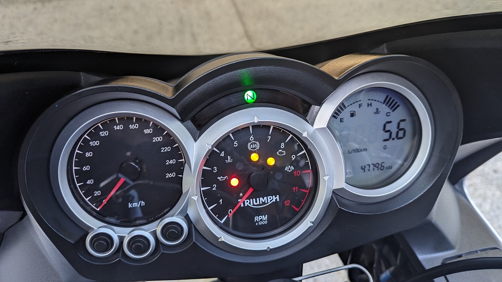 2010 TRIUMPH 1050 SPRINT GT