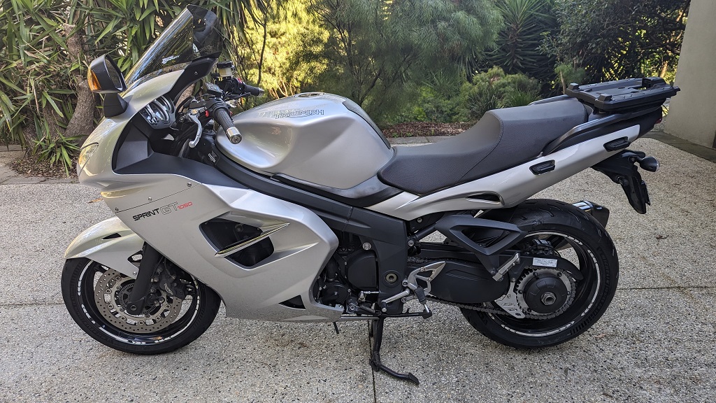2010 TRIUMPH 1050 SPRINT GT