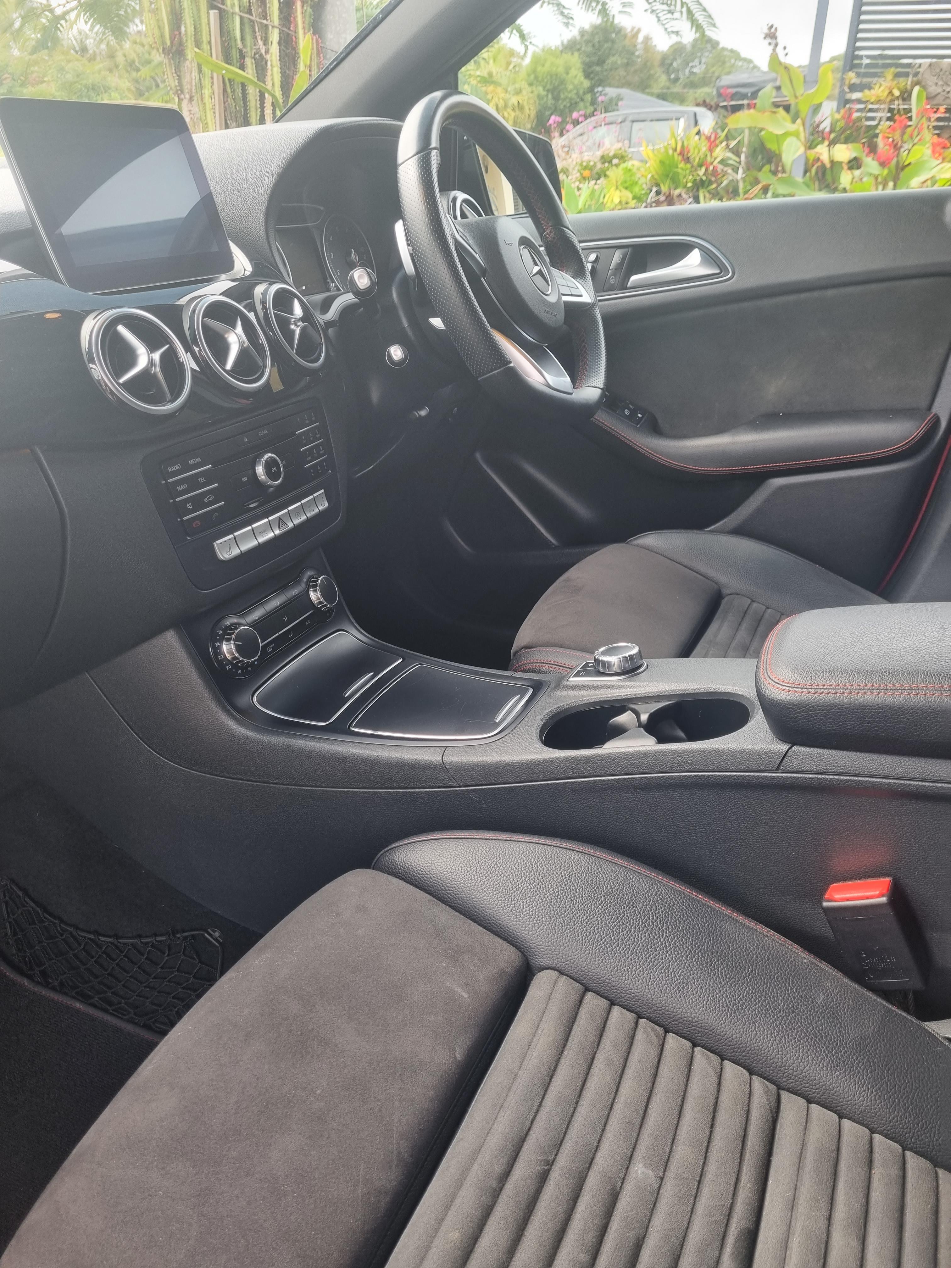 2016 MERCEDES-BENZ B180 246 MY17 7 SP AUTO DIRECT SHIFT 5D HATCHBACK