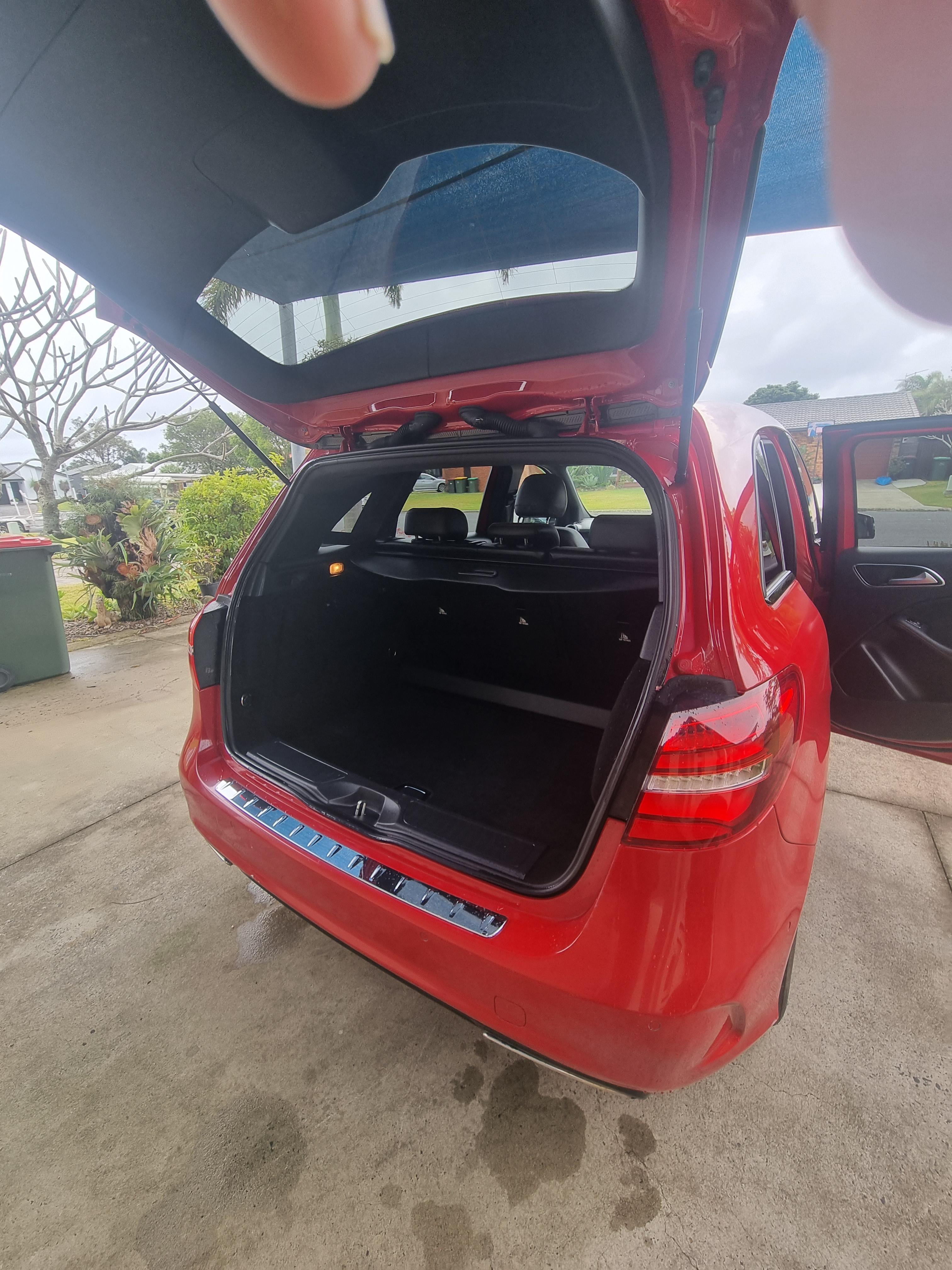 2016 MERCEDES-BENZ B180 246 MY17 7 SP AUTO DIRECT SHIFT 5D HATCHBACK