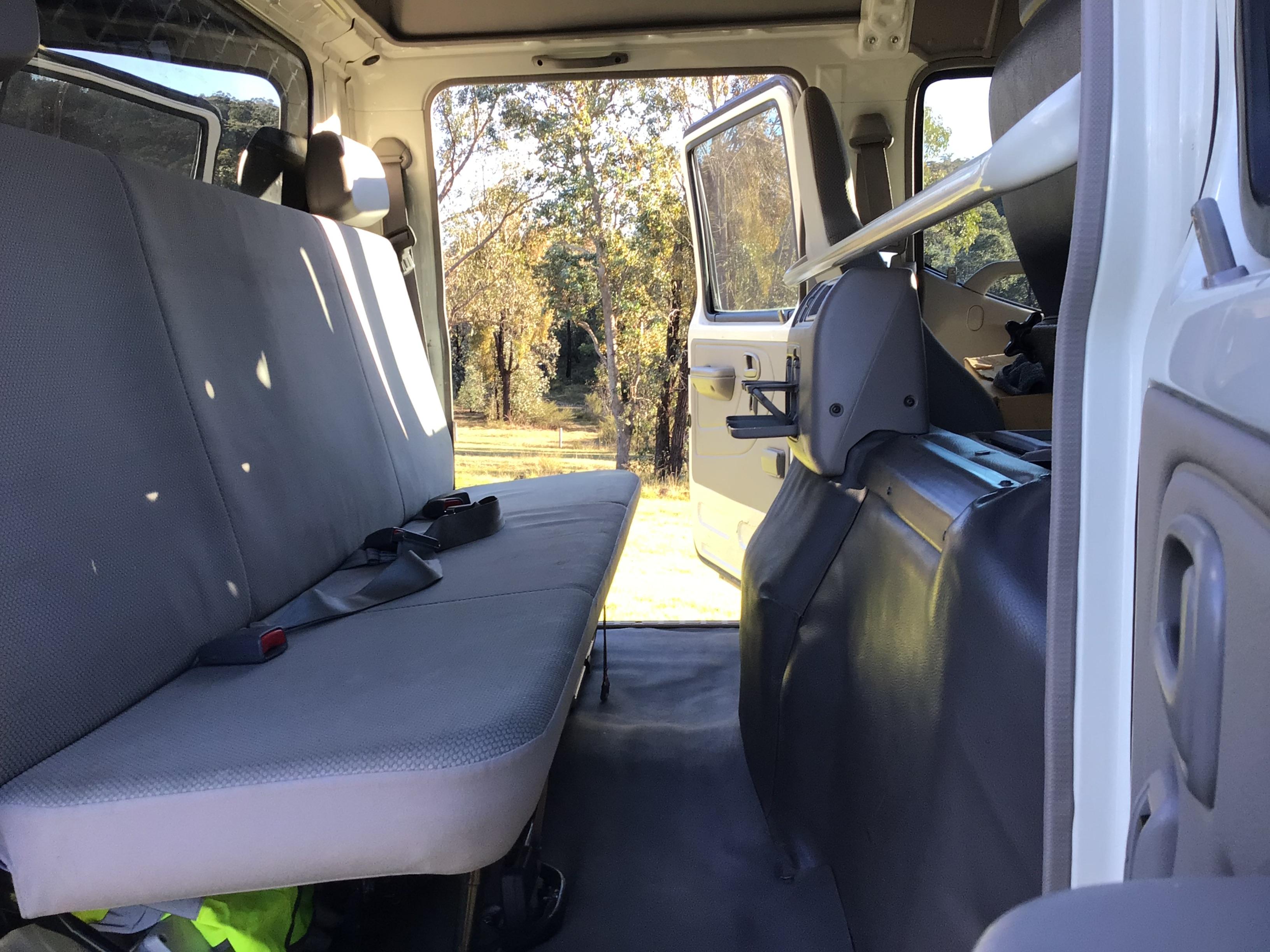  FOOD TRUCK/MOBILE/SITE CATERING KITCHEN 
