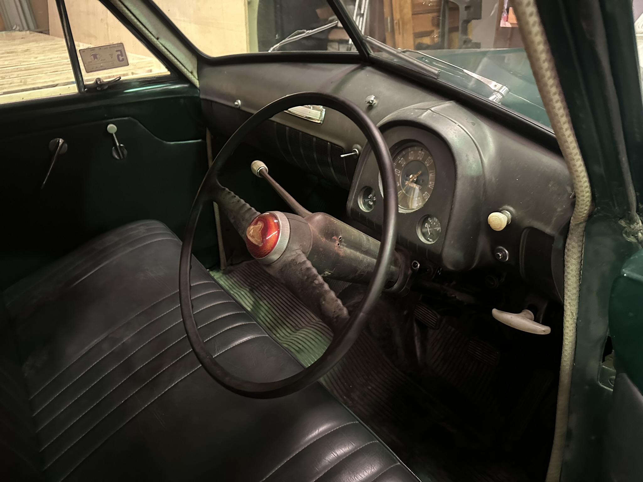 1950 HOLDEN 48-215 FX SEDAN