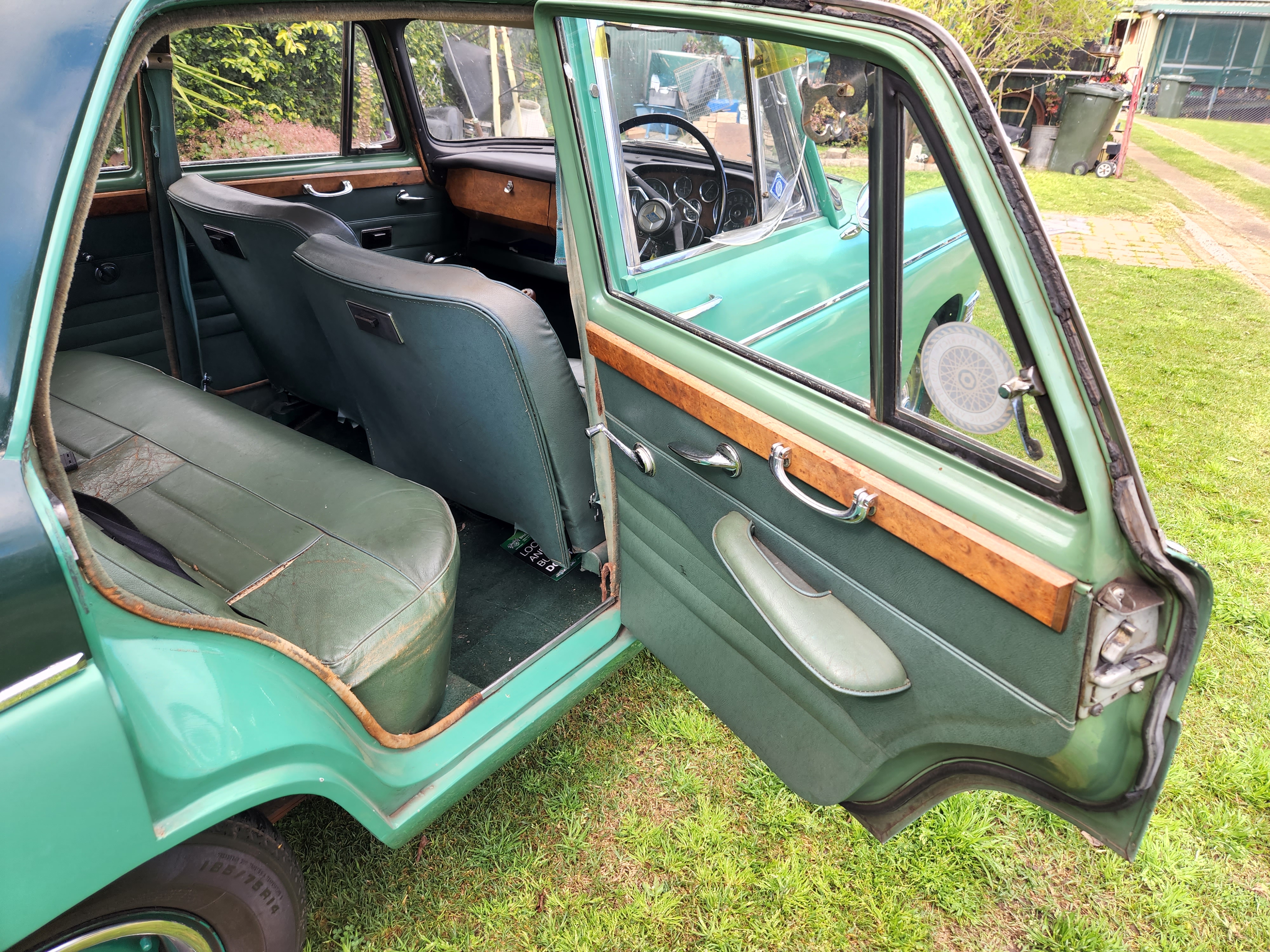 1959 RILEY 4/68 SEDAN