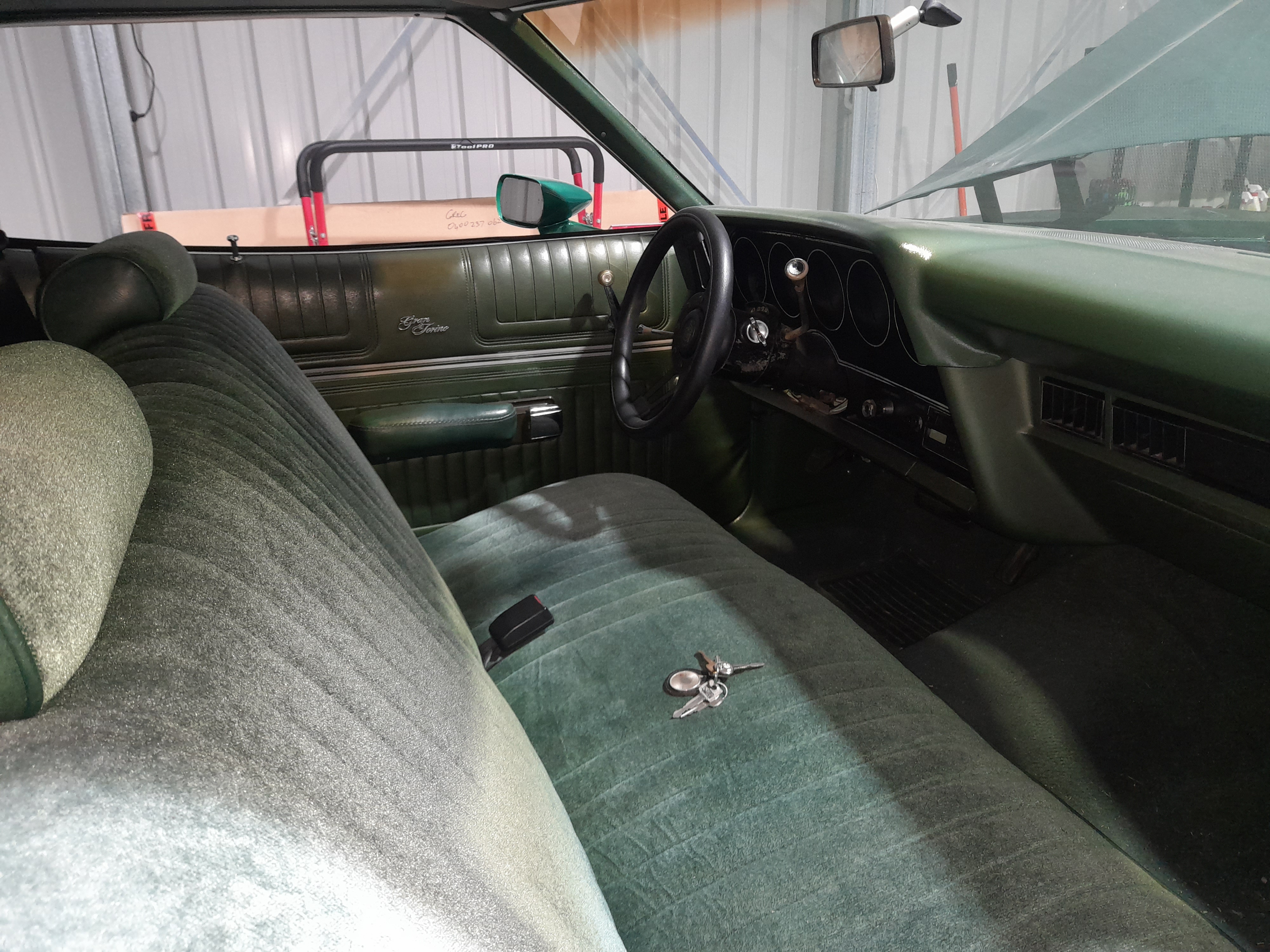 1972 FORD GRAN TORINO COUPE