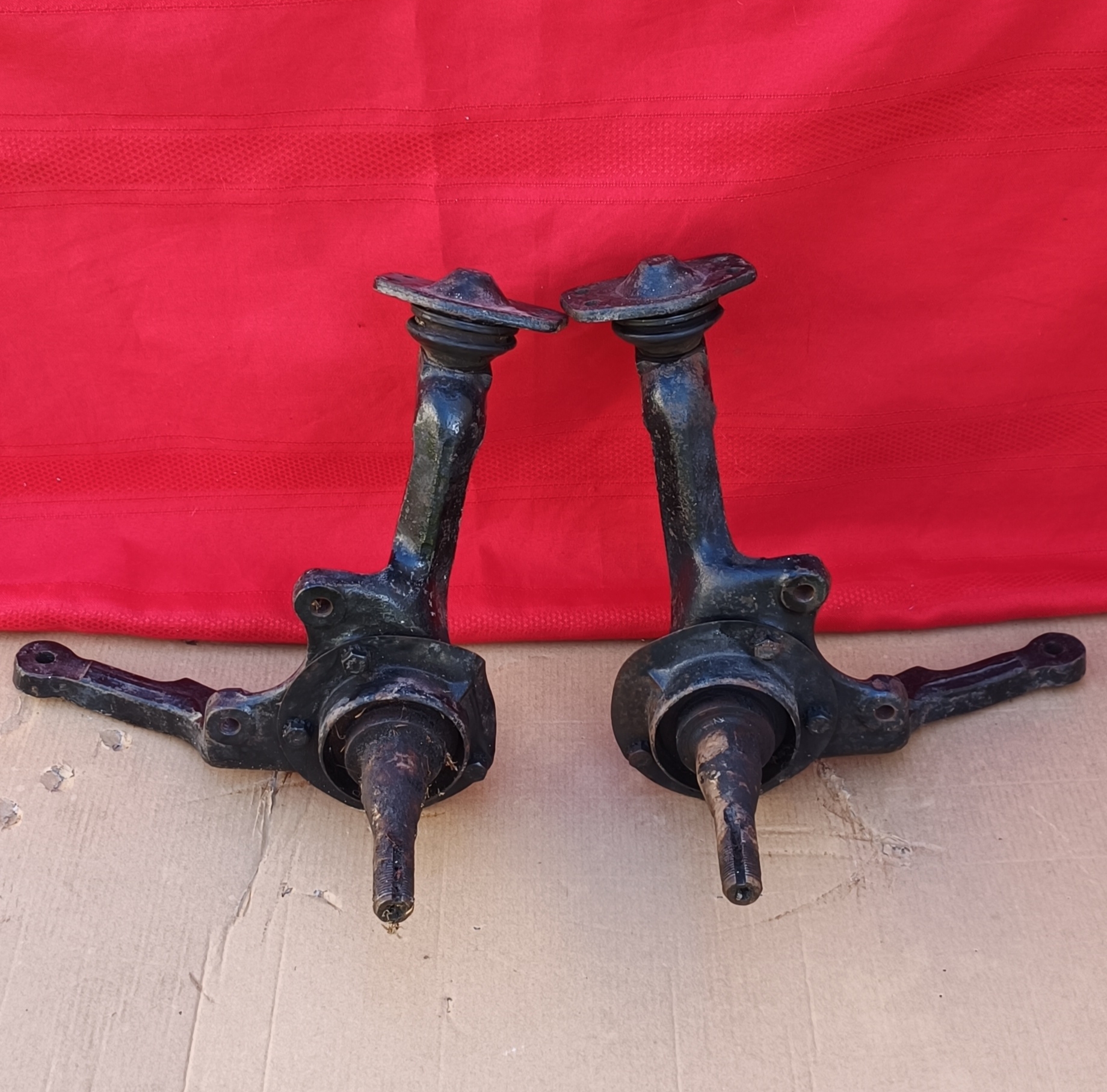 FORD FALCON XP FAIRMONT 1965/66 FACTORY DISC BRAKE STUB AXLES