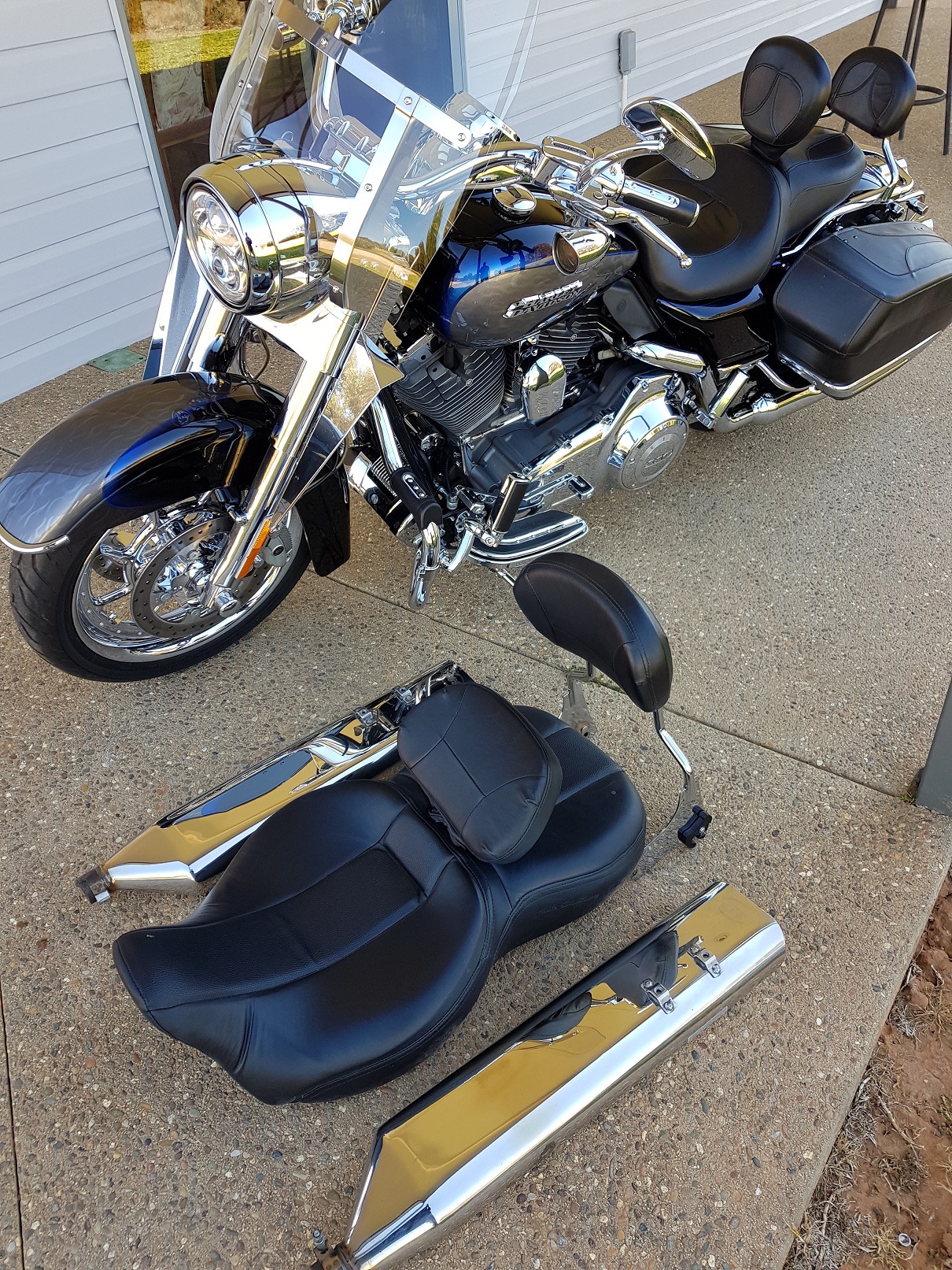 2008 HARLEY-DAVIDSON FLHRSE3 S/EAGLE ROAD KING CRUISER