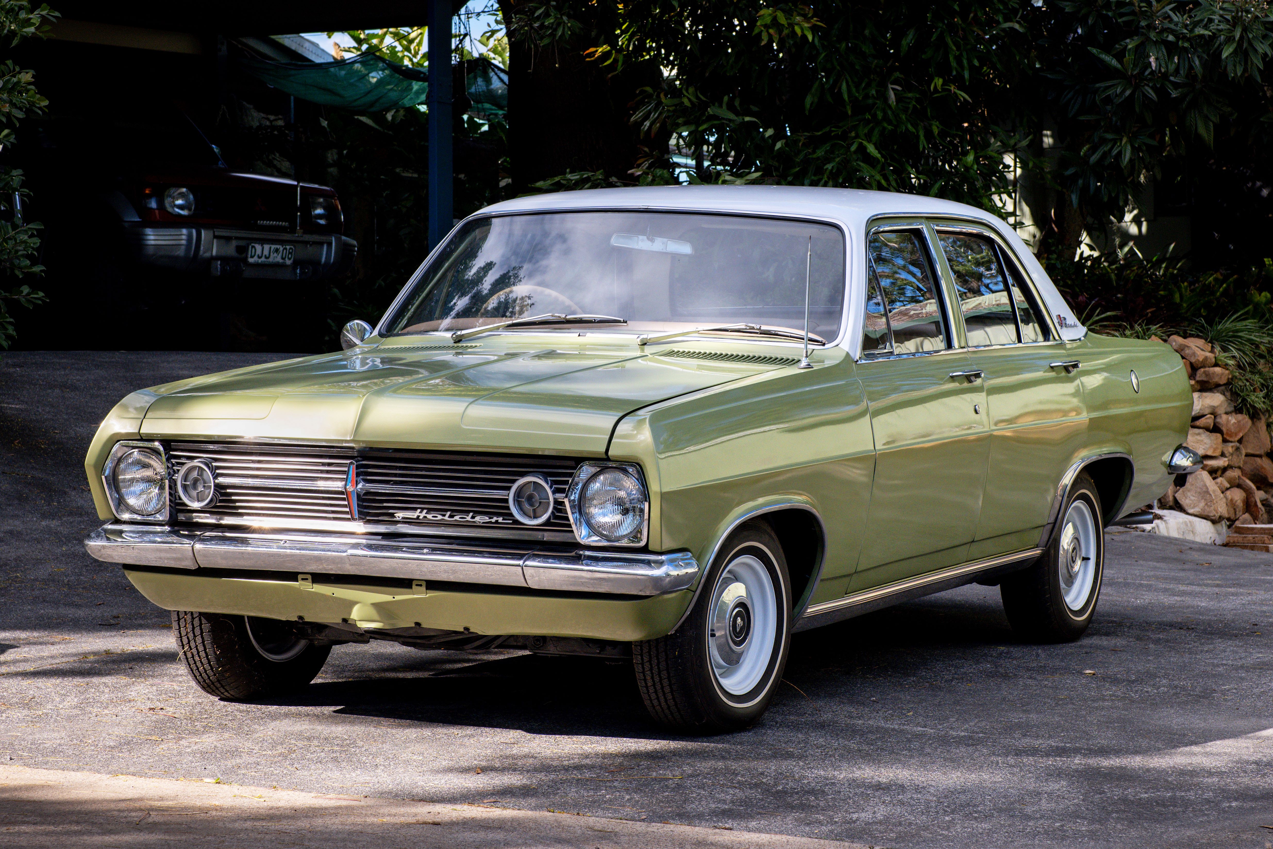 1966 HOLDEN PREMIER HR 3 SP MANUAL SEDAN