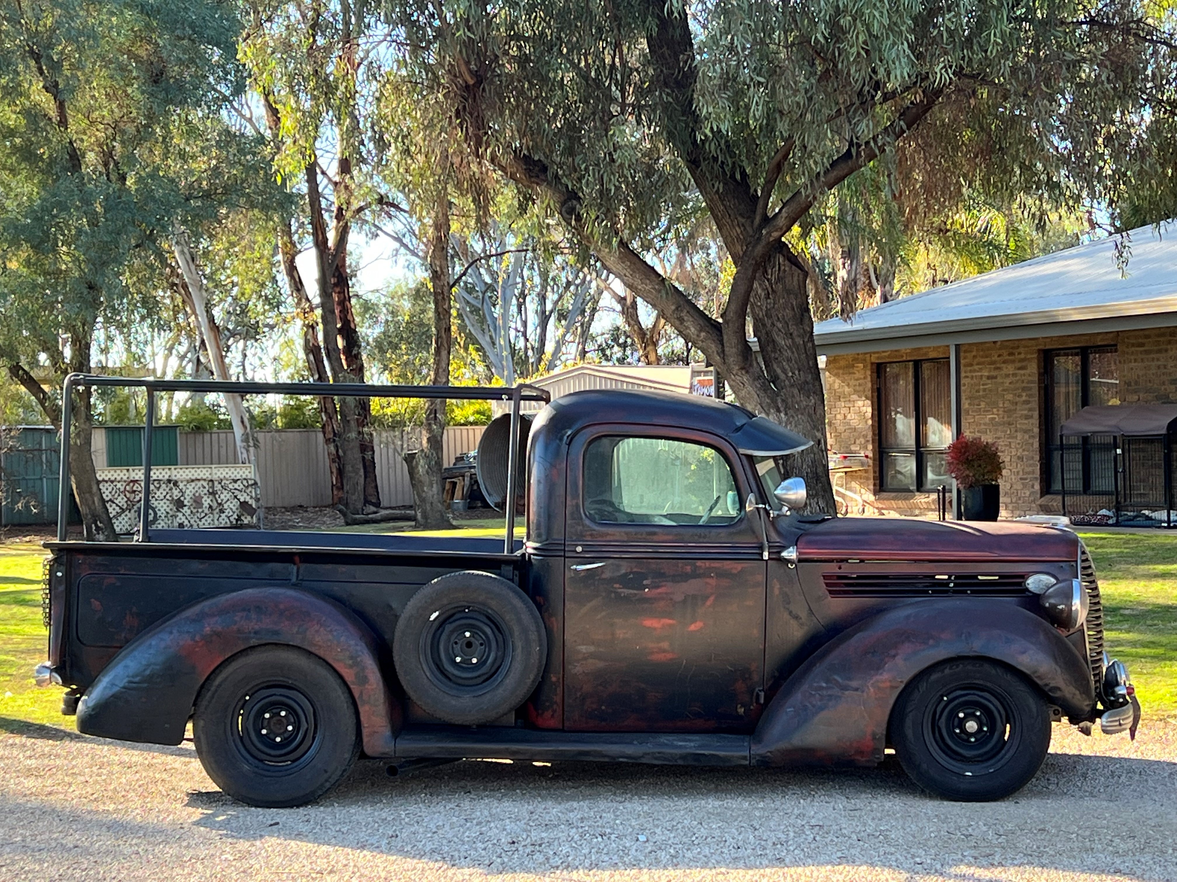 1938 FORD BARREL NOSE UTILITY