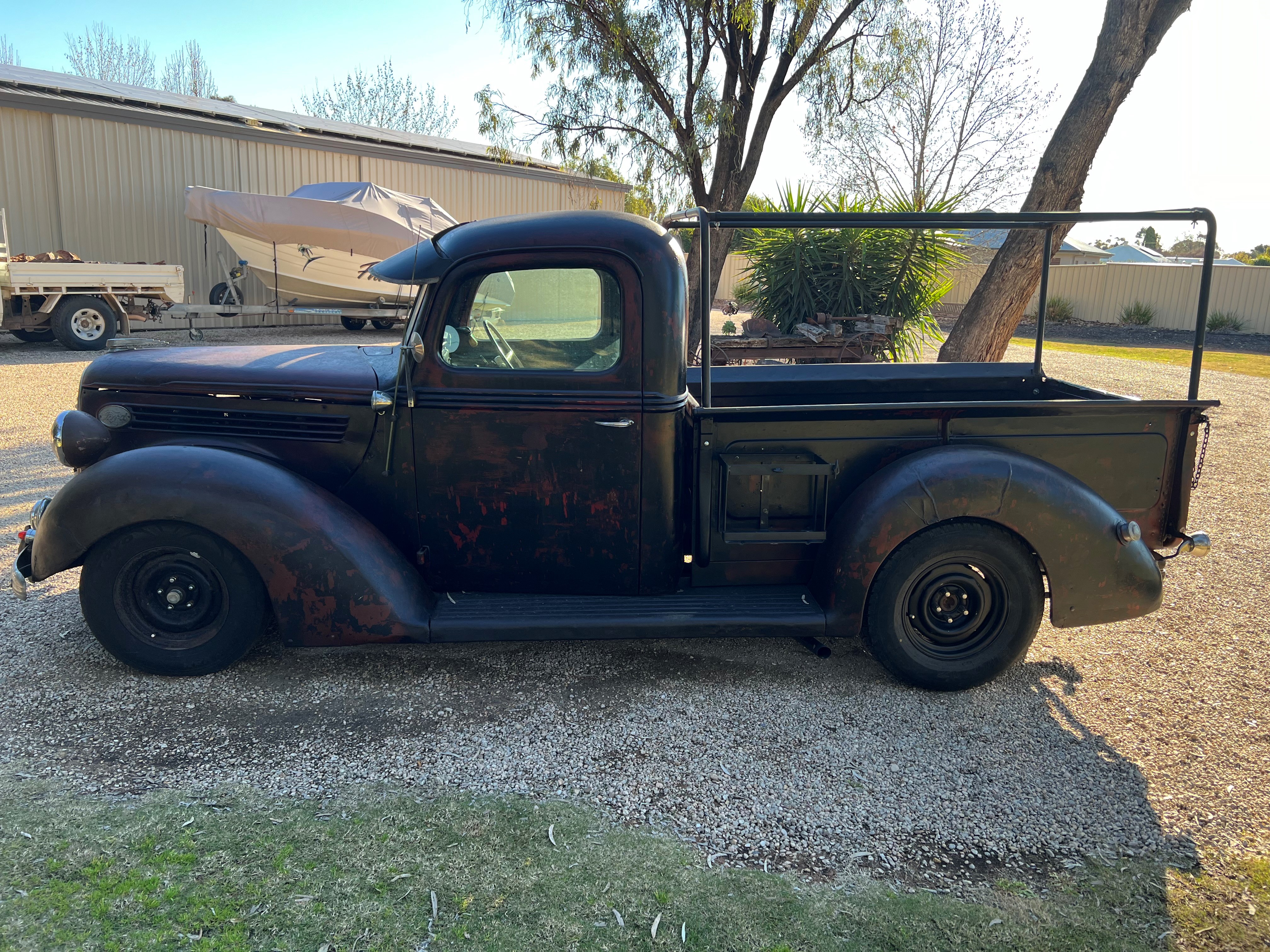 1938 FORD BARREL NOSE UTILITY