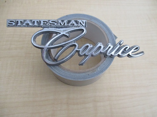 HOLDEN STATESMAN CAPRICE Emblem 