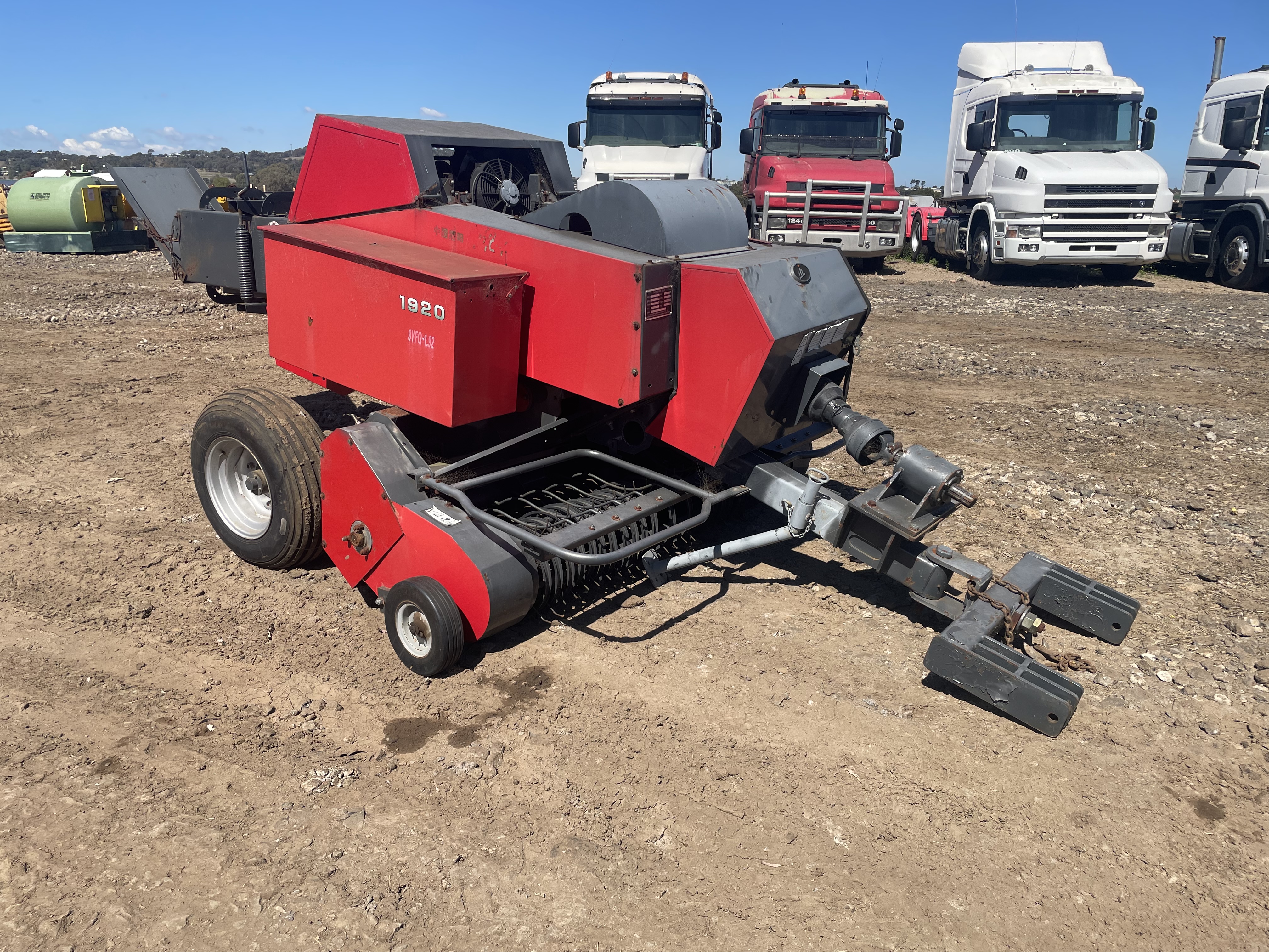 2008 SJH SQUARE BALER