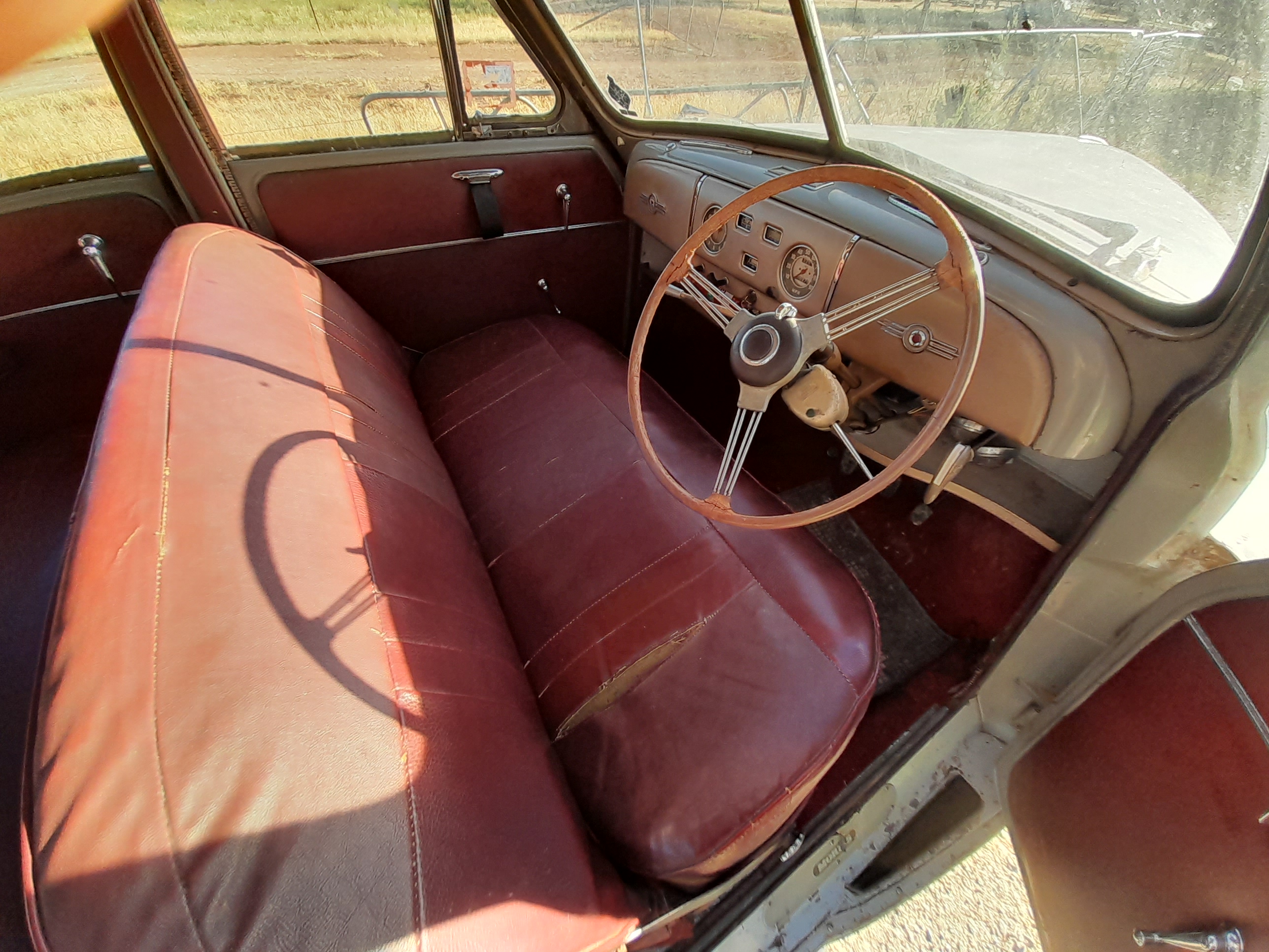 1953 MORRIS OXFORD MO SEDAN