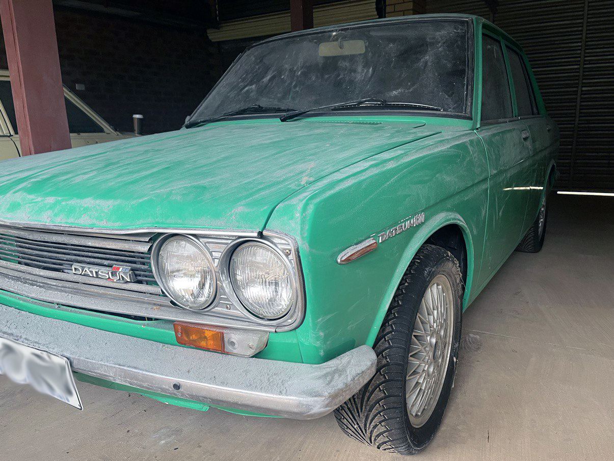 1972 DATSUN 1600 SEDAN