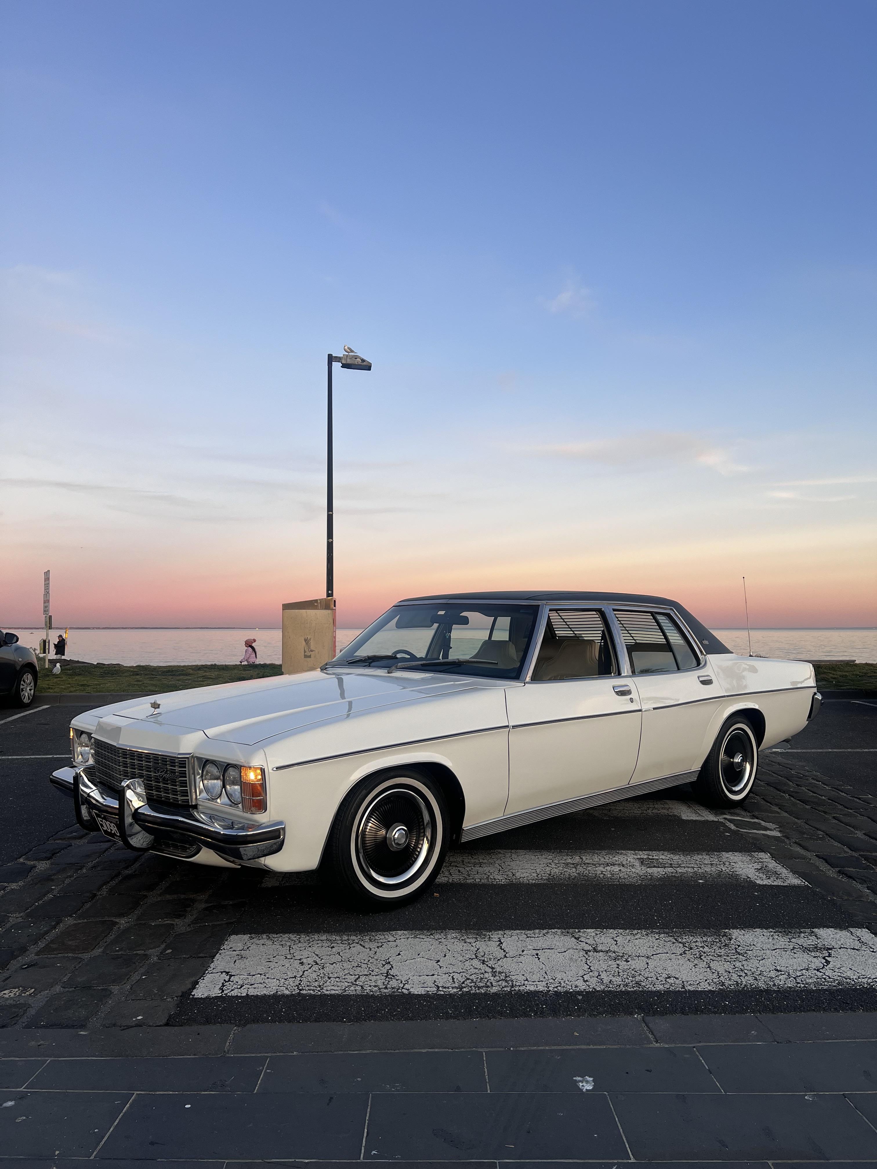 1977 HOLDEN STATESMAN HX CAPRICE 3 SP AUTOMATIC 4D SEDAN