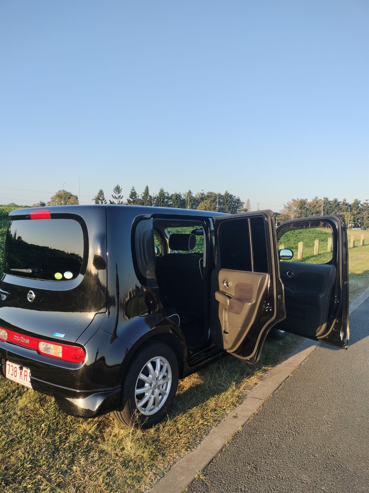 2016 NISSAN CUBE Z12 15X-V SEDAN