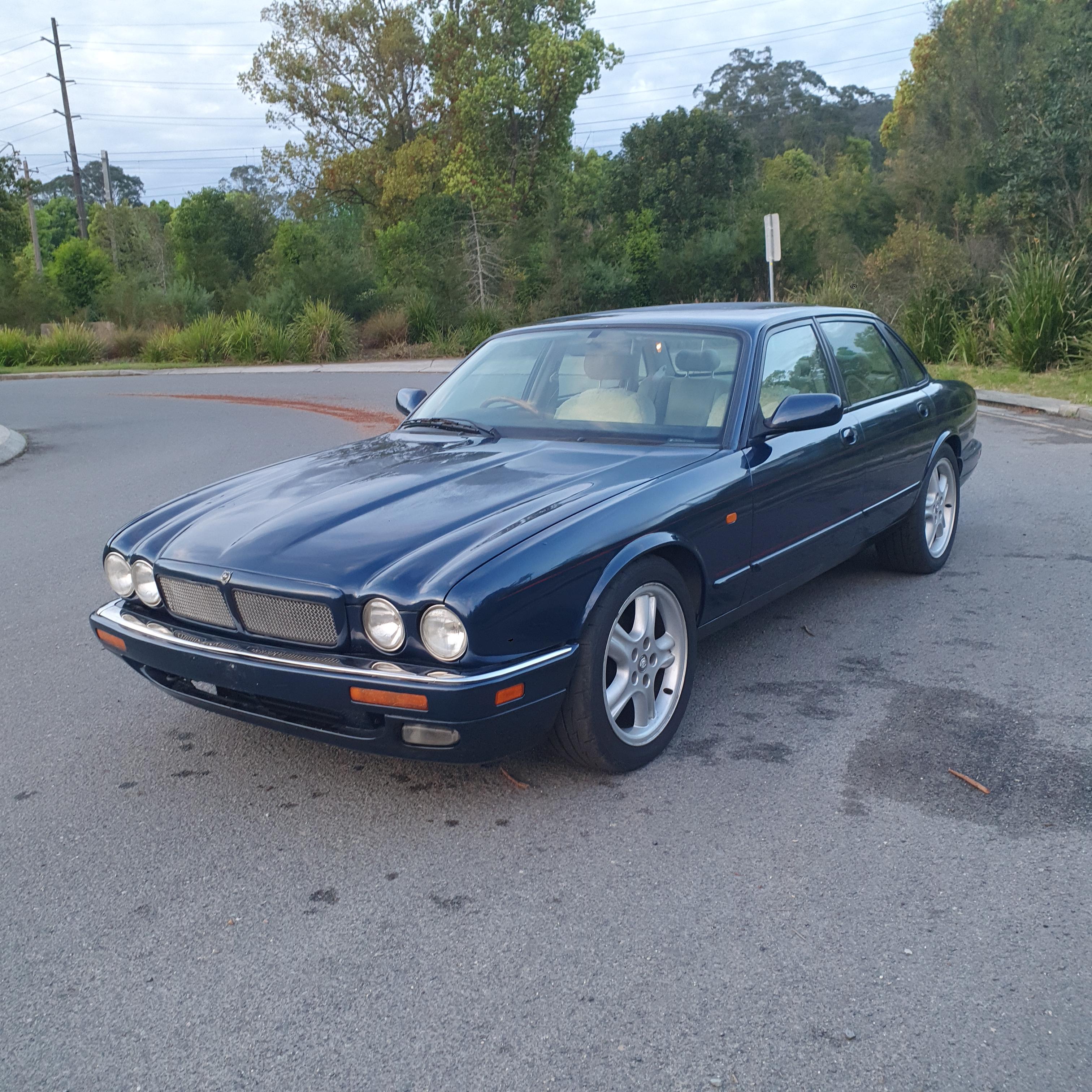 1996 JAGUAR XJR 4.0 SUPERCHARGED AUTOMATIC SEDAN
