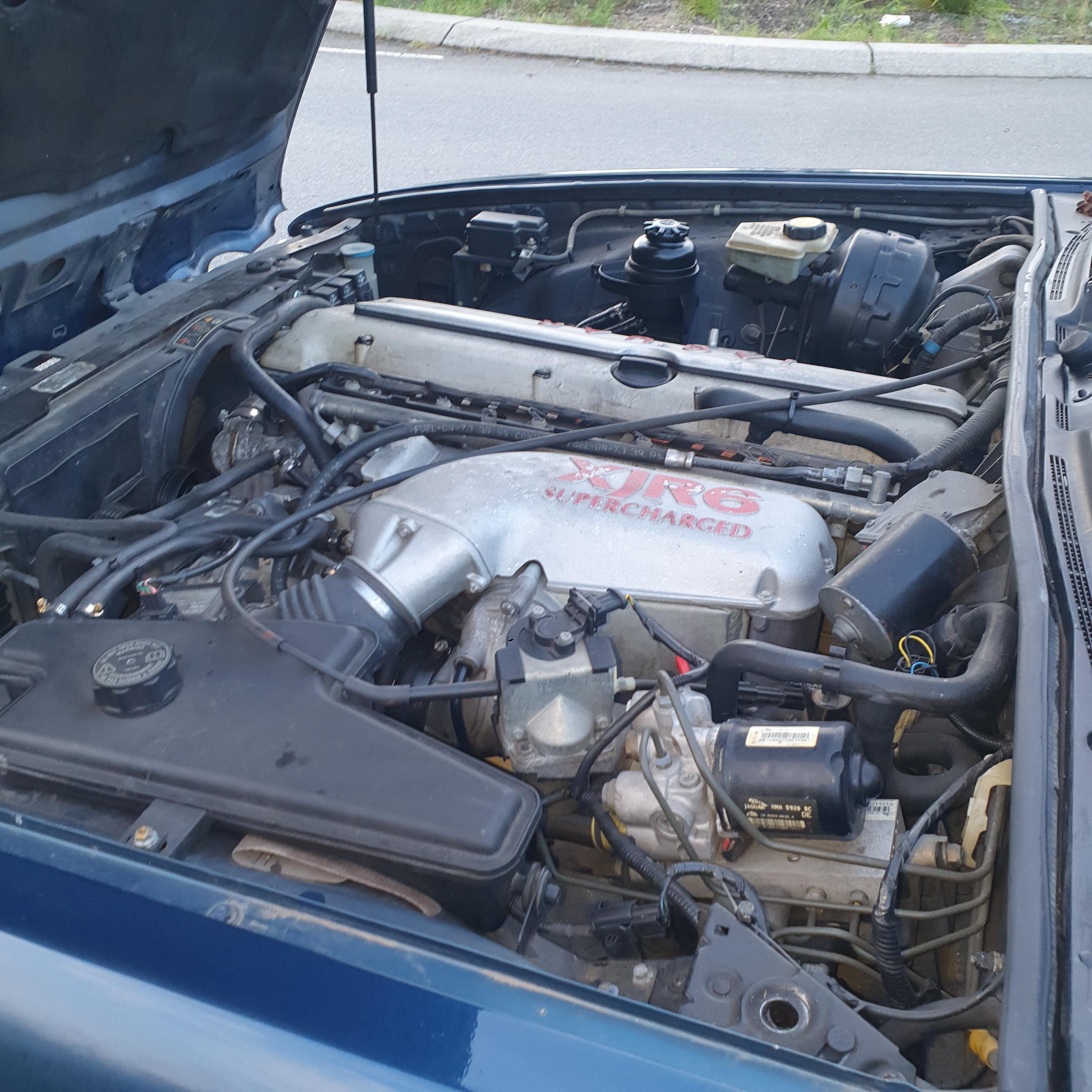 1996 JAGUAR XJR 4.0 SUPERCHARGED AUTOMATIC SEDAN 