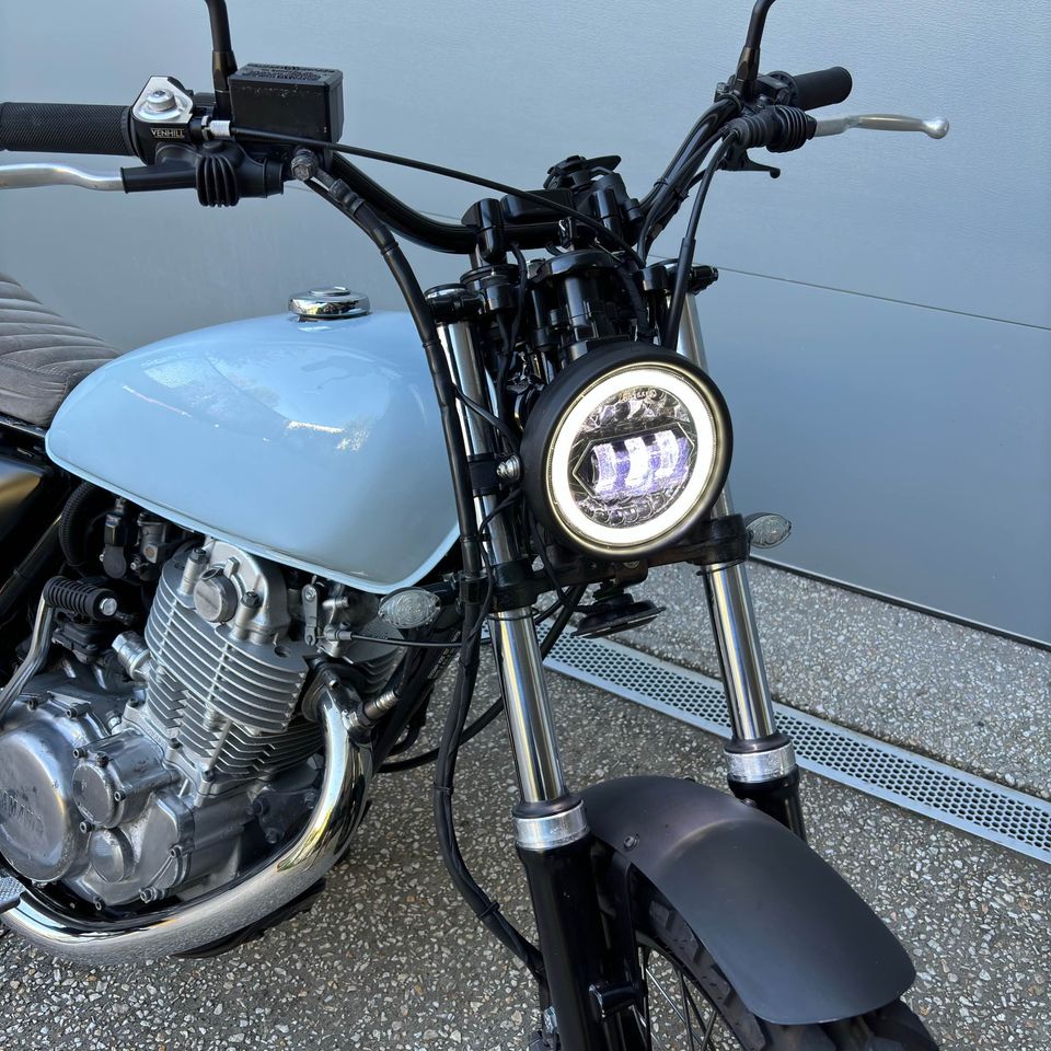2014 YAMAHA SR400 CAFE RACER - Price Drop