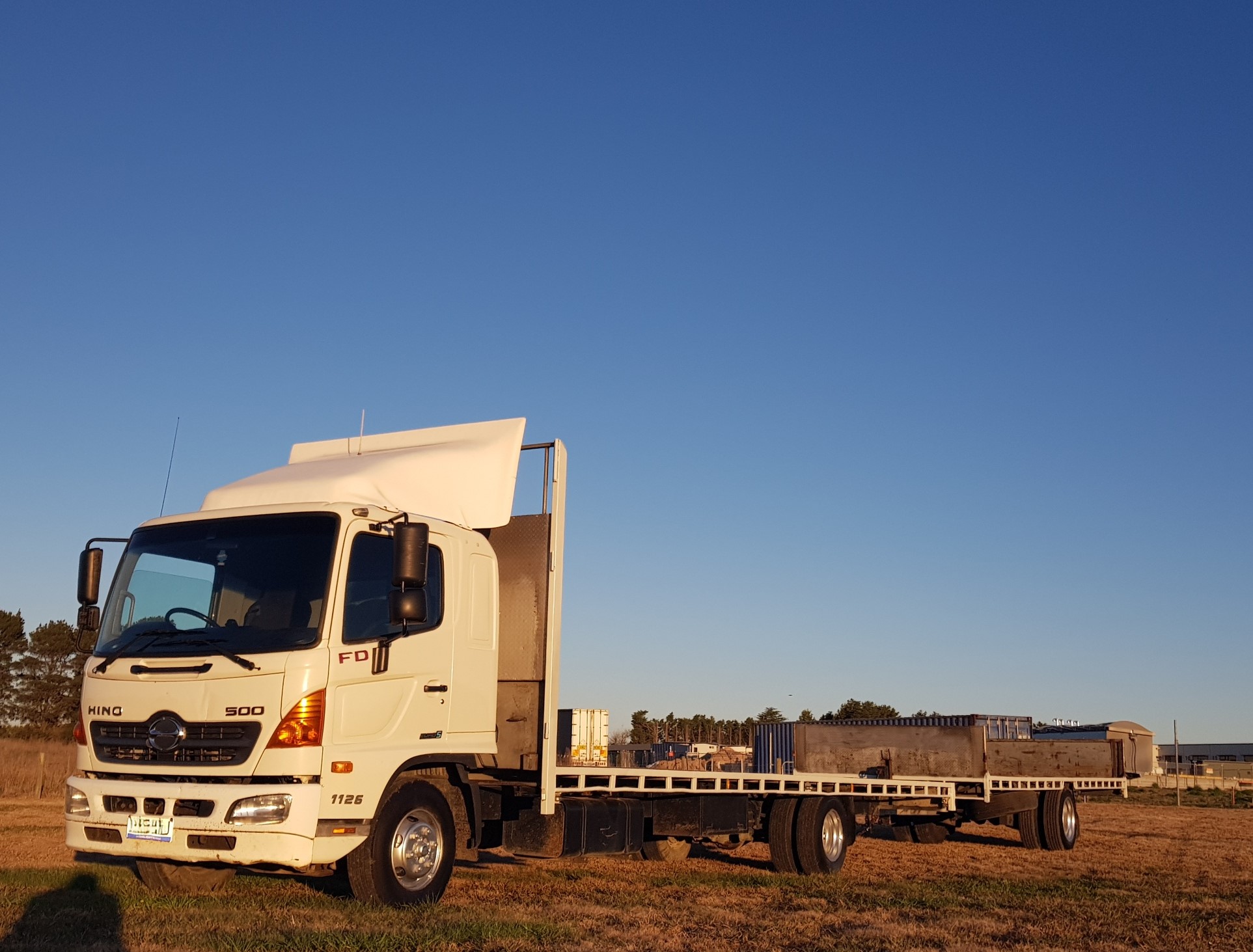 2014 HINO FD 1126 500 SERIES TRUCK & TRAILER COMBO