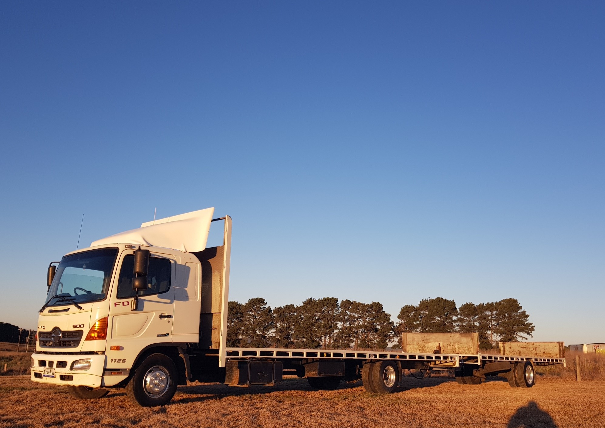 2014 HINO FD 1126 500 SERIES TRUCK & TRAILER COMBO