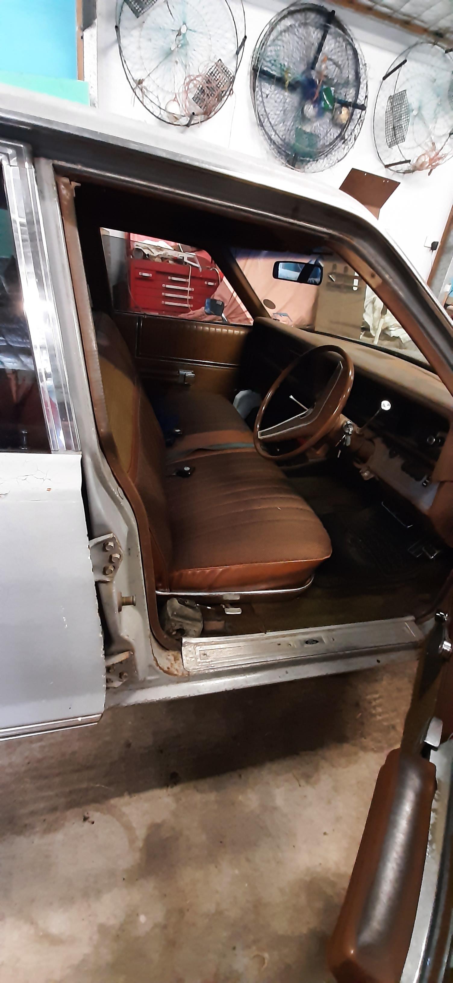 1977 MERCURY MARQUIS AUTOMATIC STATION WAGON