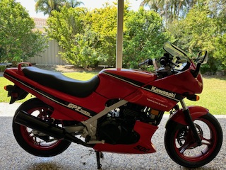 1988 KAWASAKI GPZ500S CAFE RACER