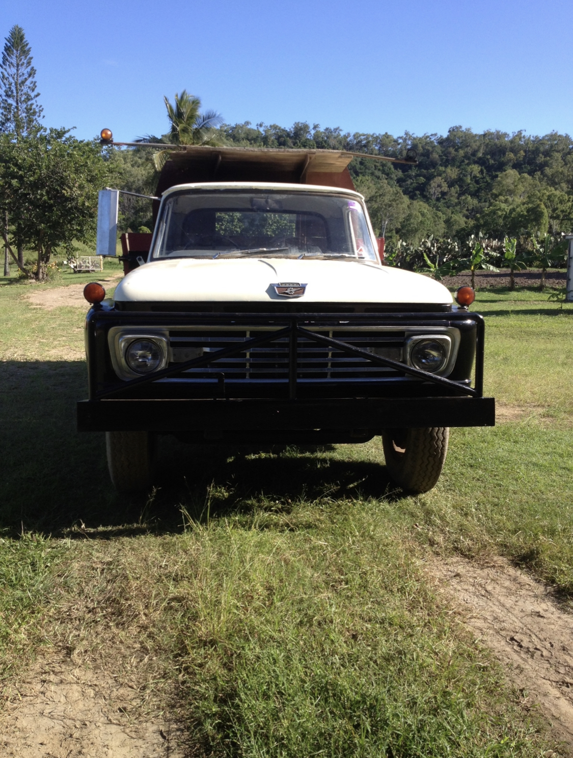 1964 FORD TIPPER