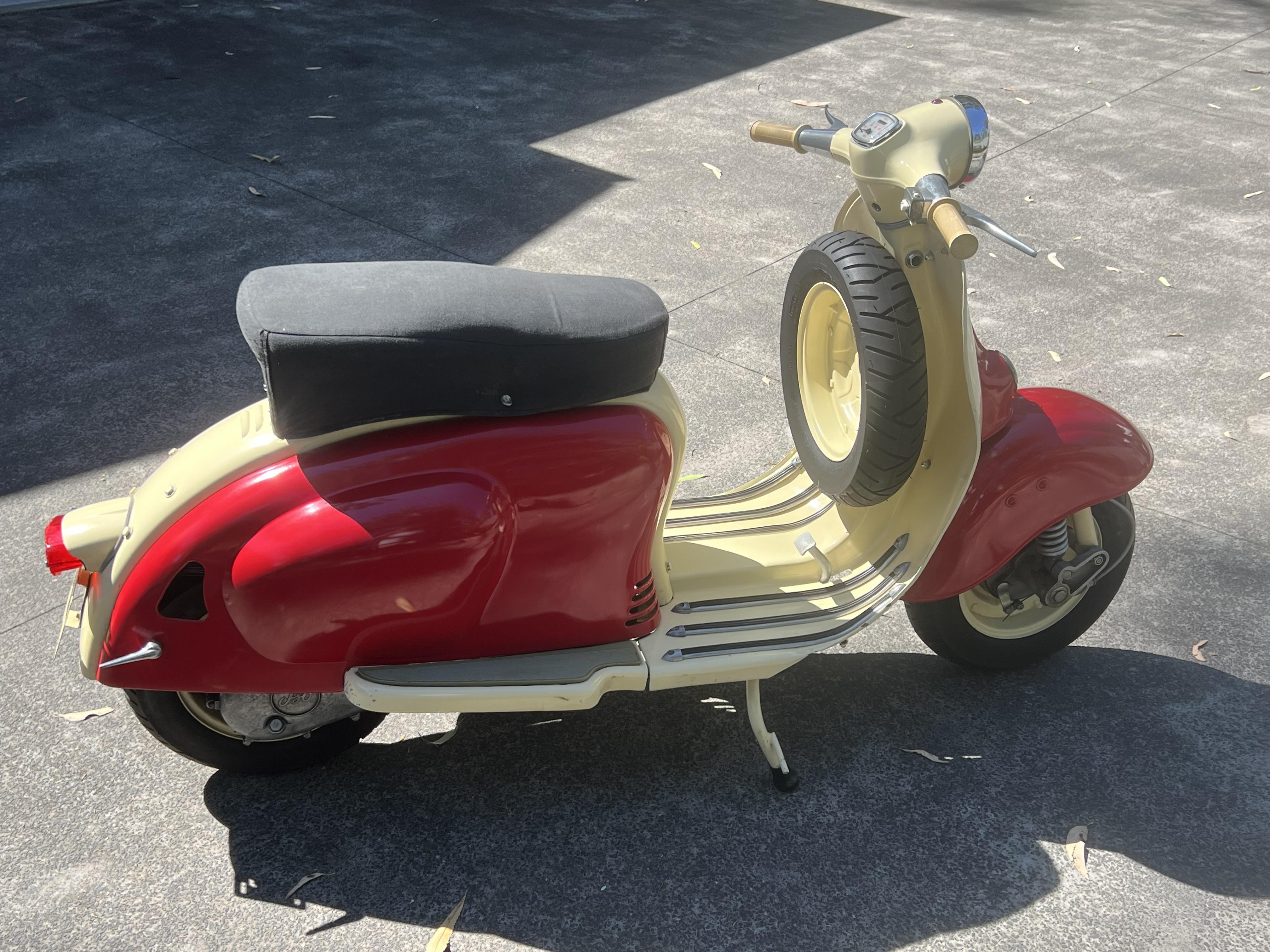 1957 ISO RIVOLTA MILIANO 150CC SCOOTER